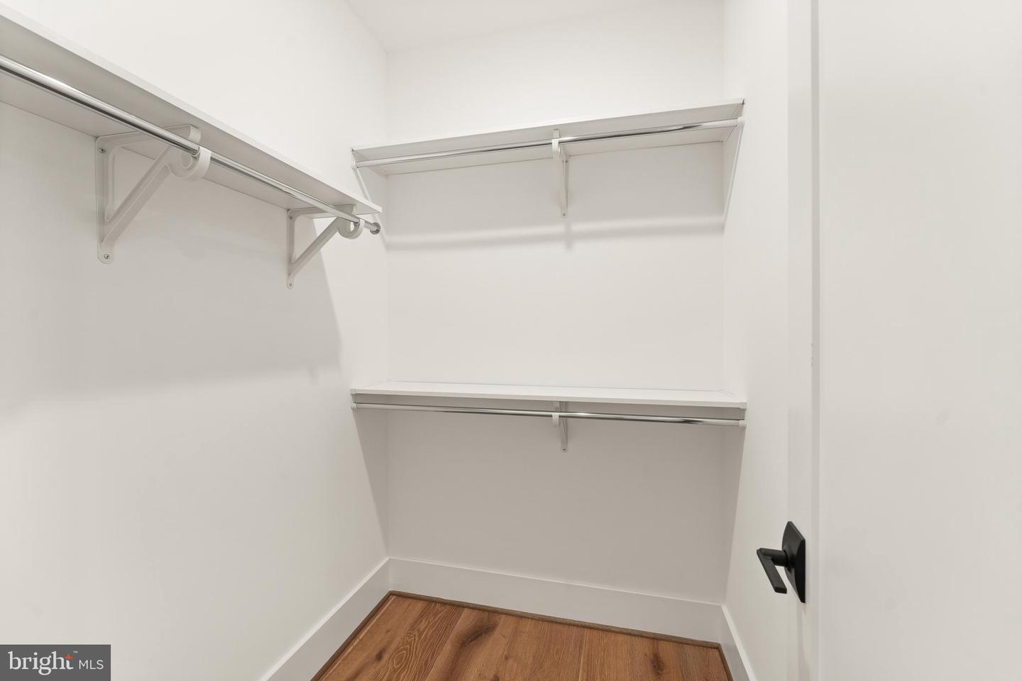 6539 FAIRLAWN DR, MCLEAN, Virginia 22101, 5 Bedrooms Bedrooms, ,5 BathroomsBathrooms,Residential,For sale,6539 FAIRLAWN DR,VAFX2280764 MLS # VAFX2280764 6539 FAIRLAWN DR, MCLEAN, Virginia 22101, 5 Bedrooms Bedrooms, ,5 BathroomsBathrooms,Residential,For sale,6539 FAIRLAWN DR,VAFX2280764 MLS # VAFX2280764