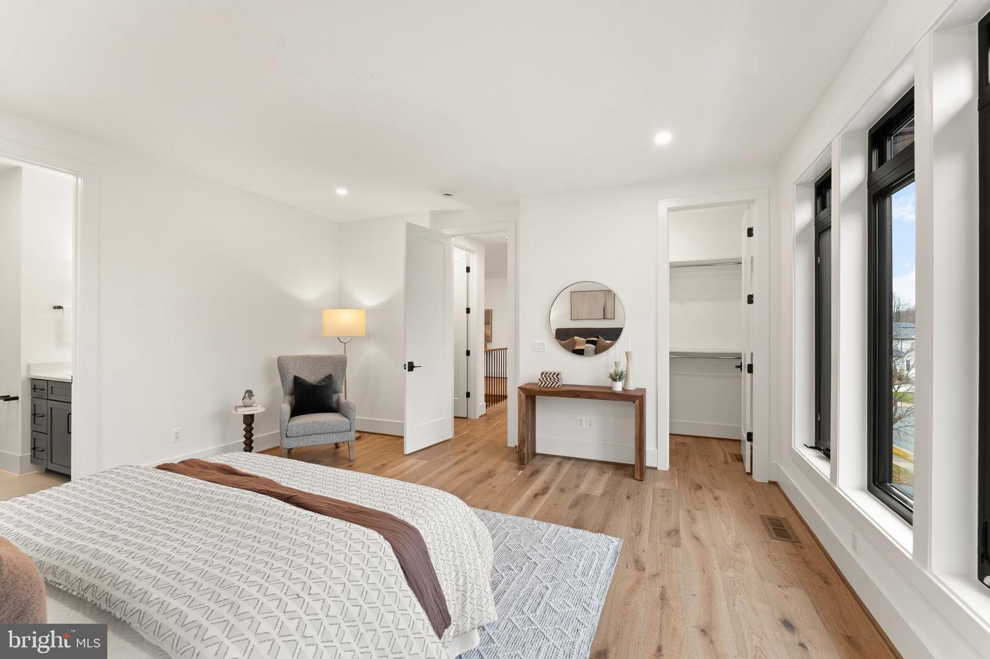 6539 FAIRLAWN DR, MCLEAN, Virginia 22101, 5 Bedrooms Bedrooms, ,5 BathroomsBathrooms,Residential,For sale,6539 FAIRLAWN DR,VAFX2280764 MLS # VAFX2280764 6539 FAIRLAWN DR, MCLEAN, Virginia 22101, 5 Bedrooms Bedrooms, ,5 BathroomsBathrooms,Residential,For sale,6539 FAIRLAWN DR,VAFX2280764 MLS # VAFX2280764