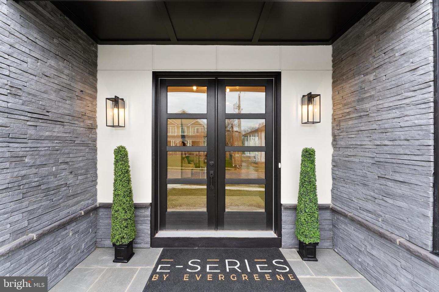 6539 FAIRLAWN DR, MCLEAN, Virginia 22101, 5 Bedrooms Bedrooms, ,5 BathroomsBathrooms,Residential,For sale,6539 FAIRLAWN DR,VAFX2280764 MLS # VAFX2280764 6539 FAIRLAWN DR, MCLEAN, Virginia 22101, 5 Bedrooms Bedrooms, ,5 BathroomsBathrooms,Residential,For sale,6539 FAIRLAWN DR,VAFX2280764 MLS # VAFX2280764