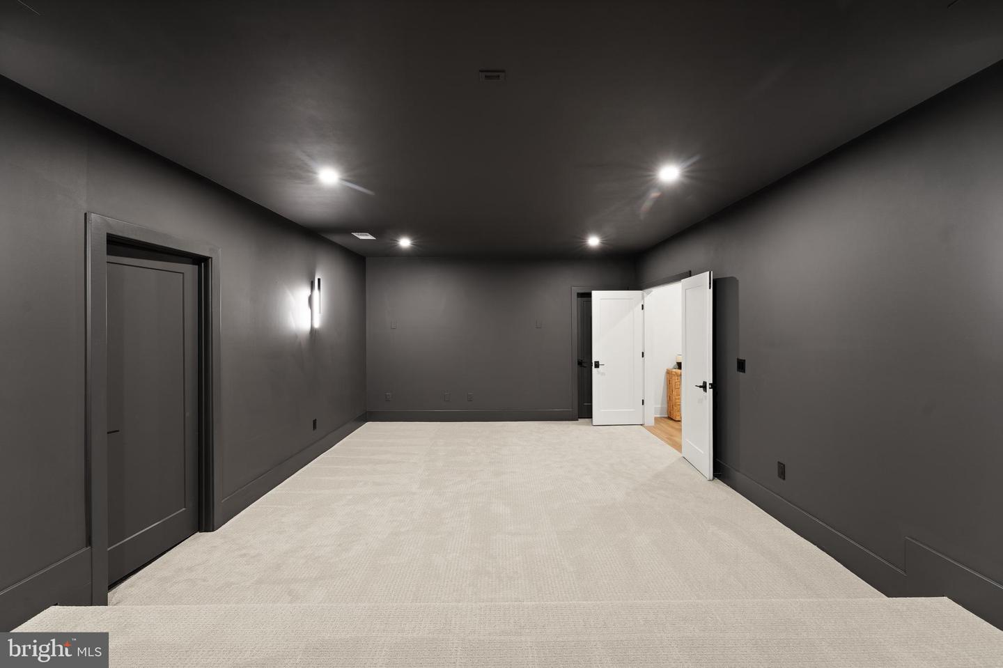 6539 FAIRLAWN DR, MCLEAN, Virginia 22101, 5 Bedrooms Bedrooms, ,5 BathroomsBathrooms,Residential,For sale,6539 FAIRLAWN DR,VAFX2280764 MLS # VAFX2280764 6539 FAIRLAWN DR, MCLEAN, Virginia 22101, 5 Bedrooms Bedrooms, ,5 BathroomsBathrooms,Residential,For sale,6539 FAIRLAWN DR,VAFX2280764 MLS # VAFX2280764