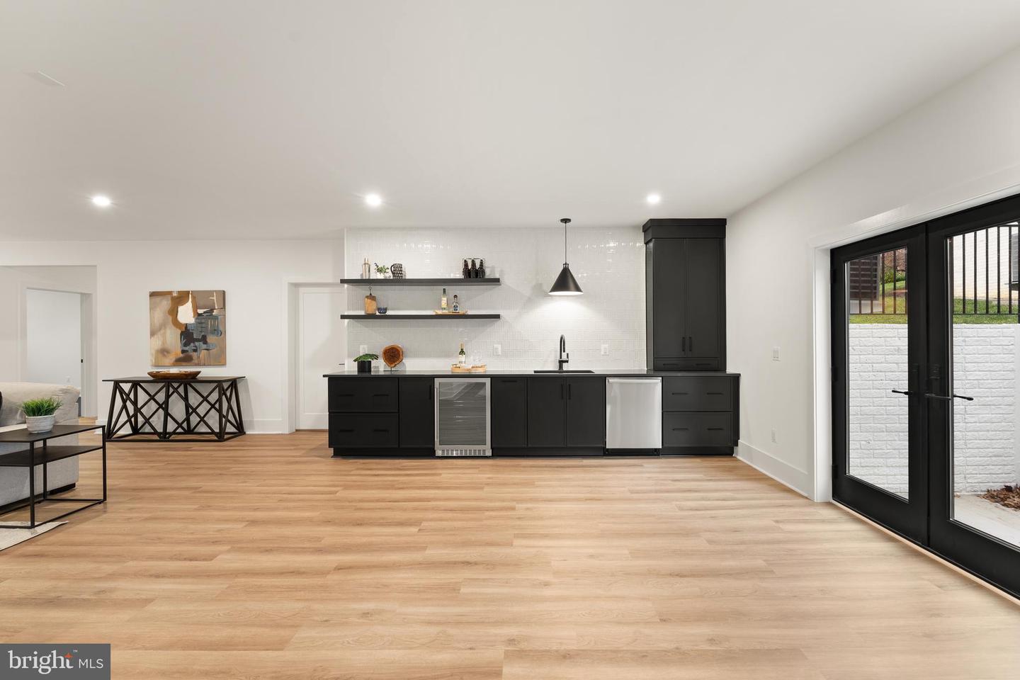 6539 FAIRLAWN DR, MCLEAN, Virginia 22101, 5 Bedrooms Bedrooms, ,5 BathroomsBathrooms,Residential,For sale,6539 FAIRLAWN DR,VAFX2280764 MLS # VAFX2280764 6539 FAIRLAWN DR, MCLEAN, Virginia 22101, 5 Bedrooms Bedrooms, ,5 BathroomsBathrooms,Residential,For sale,6539 FAIRLAWN DR,VAFX2280764 MLS # VAFX2280764