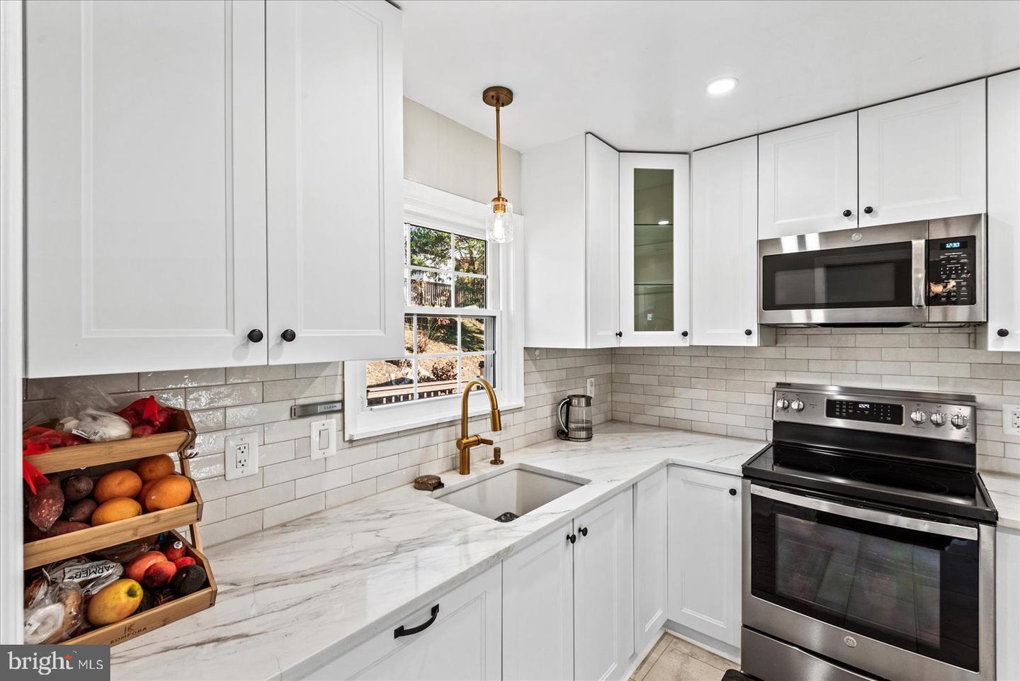 3470 LYON PARK CT, WOODBRIDGE, Virginia 22192, 4 Bedrooms Bedrooms, ,3 BathroomsBathrooms,Residential,For sale,3470 LYON PARK CT,VAPW2108524 MLS # VAPW2108524 3470 LYON PARK CT, WOODBRIDGE, Virginia 22192, 4 Bedrooms Bedrooms, ,3 BathroomsBathrooms,Residential,For sale,3470 LYON PARK CT,VAPW2108524 MLS # VAPW2108524