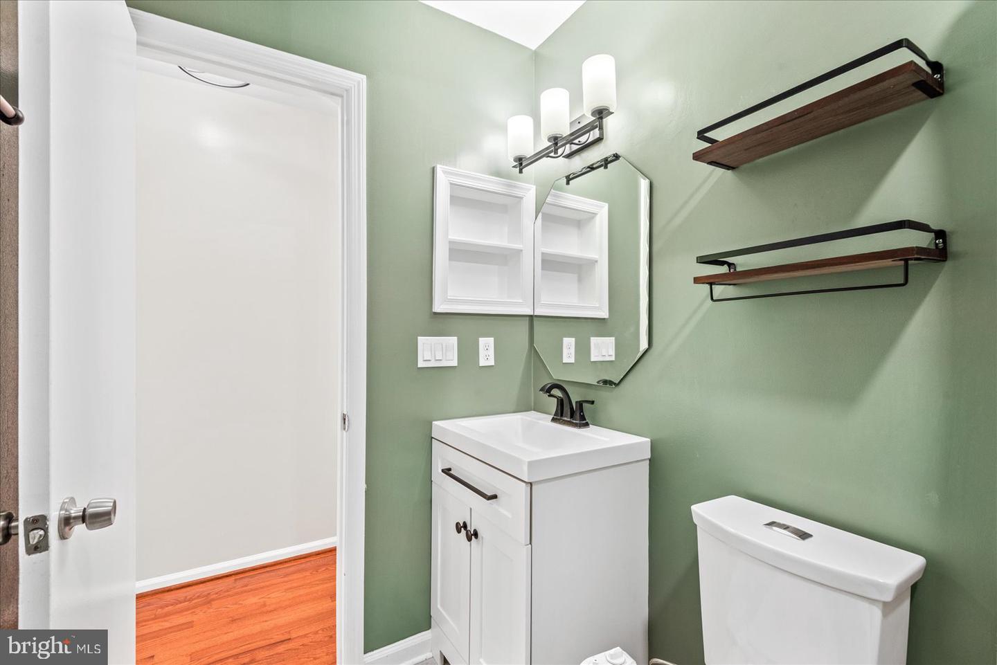 3470 LYON PARK CT, WOODBRIDGE, Virginia 22192, 4 Bedrooms Bedrooms, ,3 BathroomsBathrooms,Residential,For sale,3470 LYON PARK CT,VAPW2108524 MLS # VAPW2108524 3470 LYON PARK CT, WOODBRIDGE, Virginia 22192, 4 Bedrooms Bedrooms, ,3 BathroomsBathrooms,Residential,For sale,3470 LYON PARK CT,VAPW2108524 MLS # VAPW2108524