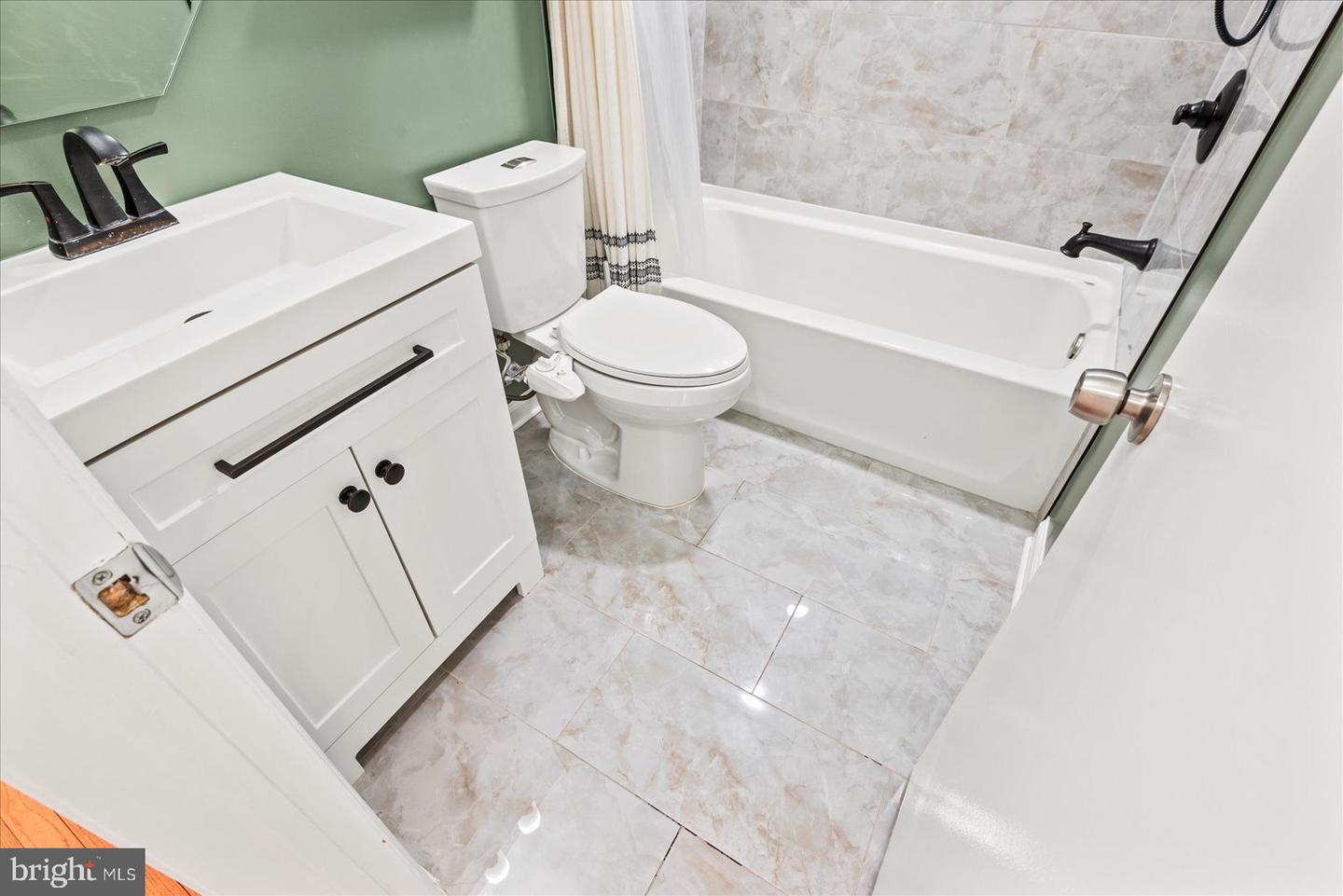 3470 LYON PARK CT, WOODBRIDGE, Virginia 22192, 4 Bedrooms Bedrooms, ,3 BathroomsBathrooms,Residential,For sale,3470 LYON PARK CT,VAPW2108524 MLS # VAPW2108524 3470 LYON PARK CT, WOODBRIDGE, Virginia 22192, 4 Bedrooms Bedrooms, ,3 BathroomsBathrooms,Residential,For sale,3470 LYON PARK CT,VAPW2108524 MLS # VAPW2108524