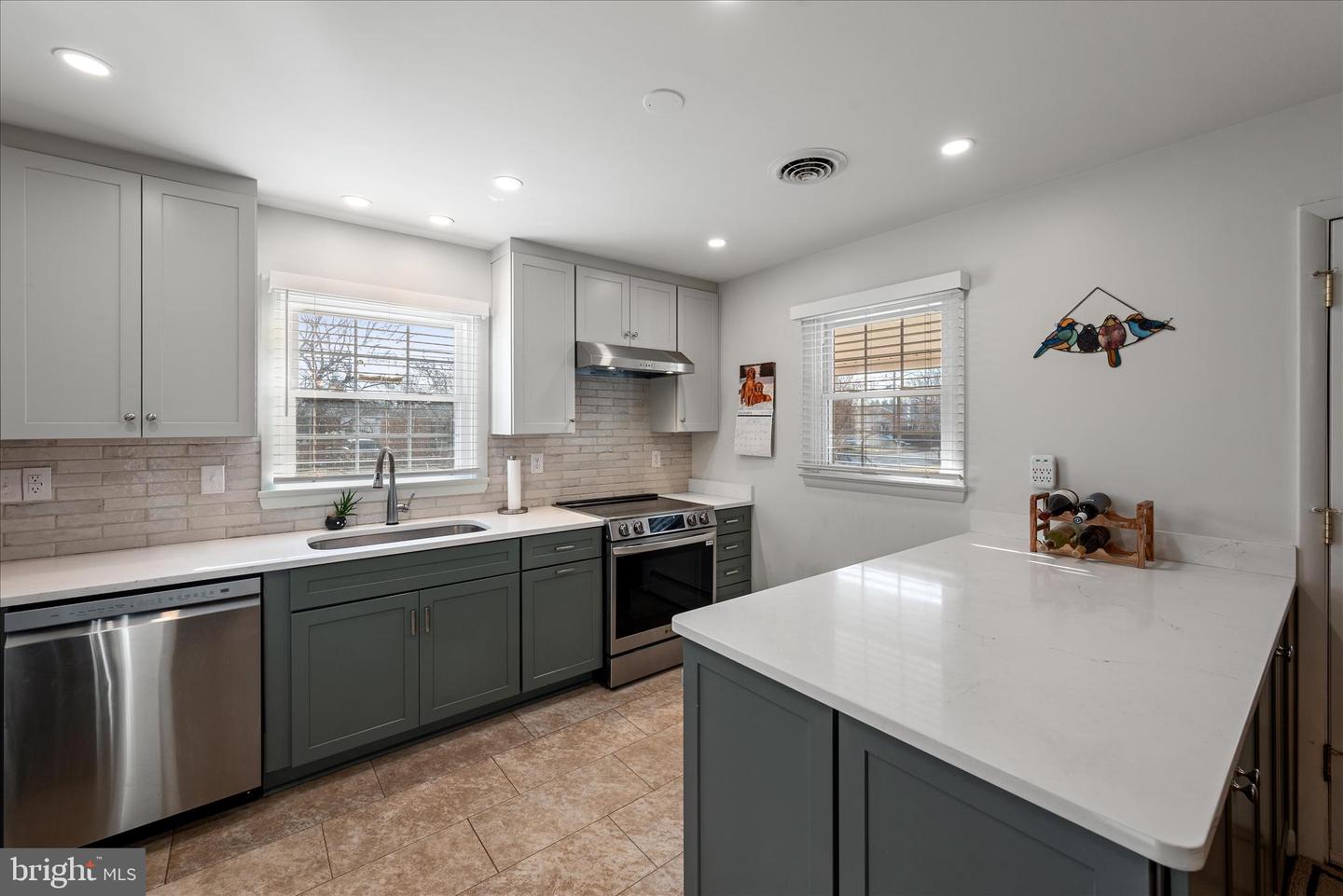 225 FOX DR, WINCHESTER, Virginia 22601, 3 Bedrooms Bedrooms, ,1 BathroomBathrooms,Residential,For sale,225 FOX DR,VAWI2009558 MLS # VAWI2009558 225 FOX DR, WINCHESTER, Virginia 22601, 3 Bedrooms Bedrooms, ,1 BathroomBathrooms,Residential,For sale,225 FOX DR,VAWI2009558 MLS # VAWI2009558