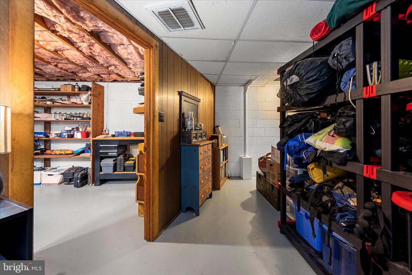 225 FOX DR, WINCHESTER, Virginia 22601, 3 Bedrooms Bedrooms, ,1 BathroomBathrooms,Residential,For sale,225 FOX DR,VAWI2009558 MLS # VAWI2009558 225 FOX DR, WINCHESTER, Virginia 22601, 3 Bedrooms Bedrooms, ,1 BathroomBathrooms,Residential,For sale,225 FOX DR,VAWI2009558 MLS # VAWI2009558