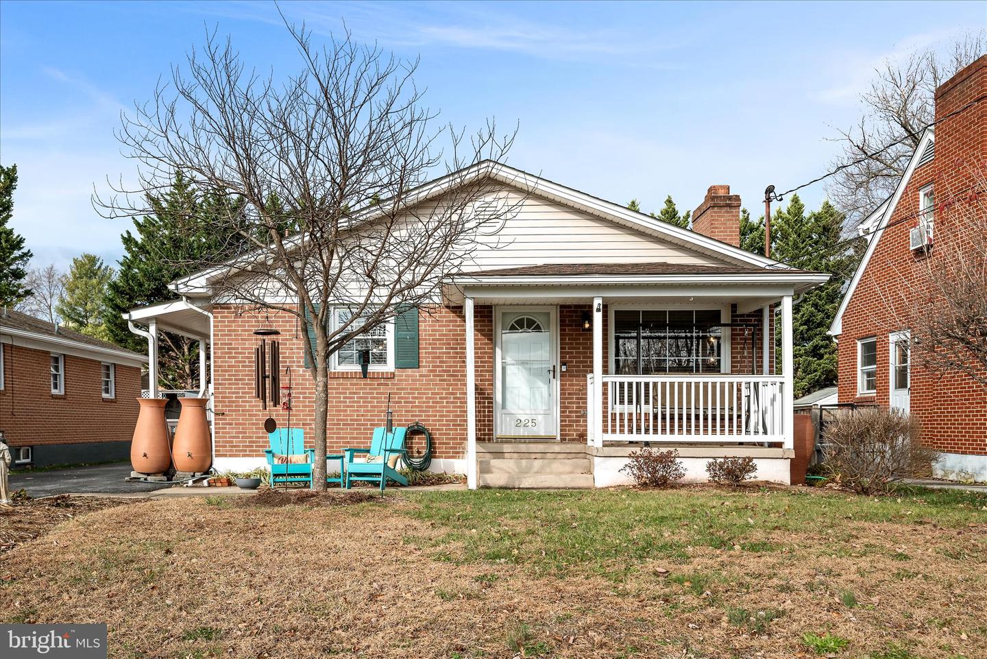 225 FOX DR, WINCHESTER, Virginia 22601, 3 Bedrooms Bedrooms, ,1 BathroomBathrooms,Residential,For sale,225 FOX DR,VAWI2009558 MLS # VAWI2009558 225 FOX DR, WINCHESTER, Virginia 22601, 3 Bedrooms Bedrooms, ,1 BathroomBathrooms,Residential,For sale,225 FOX DR,VAWI2009558 MLS # VAWI2009558