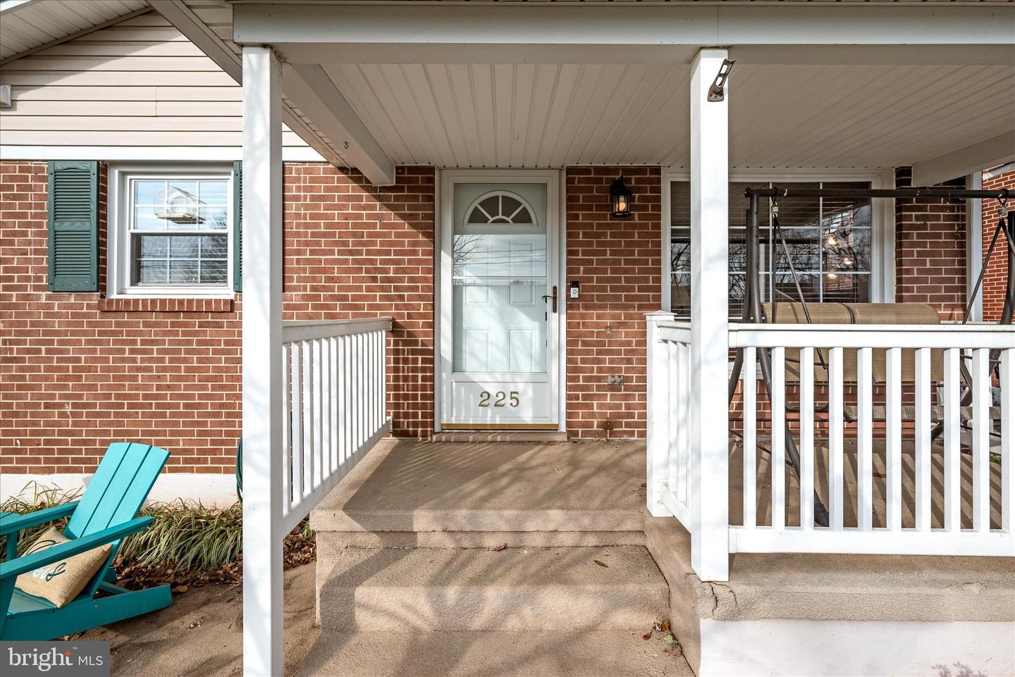 225 FOX DR, WINCHESTER, Virginia 22601, 3 Bedrooms Bedrooms, ,1 BathroomBathrooms,Residential,For sale,225 FOX DR,VAWI2009558 MLS # VAWI2009558 225 FOX DR, WINCHESTER, Virginia 22601, 3 Bedrooms Bedrooms, ,1 BathroomBathrooms,Residential,For sale,225 FOX DR,VAWI2009558 MLS # VAWI2009558