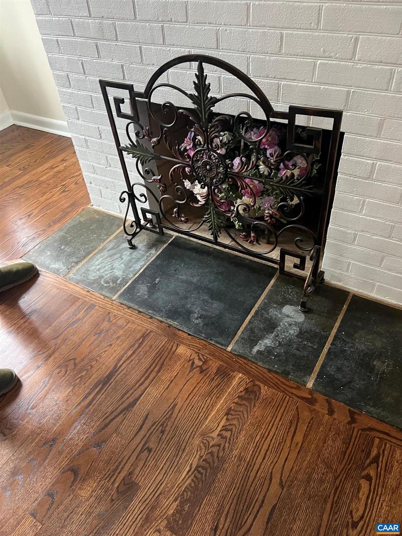 150 N BENNINGTON RD, CHARLOTTESVILLE, Virginia 22901, 4 Bedrooms Bedrooms, ,3 BathroomsBathrooms,Residential,For sale,150 N BENNINGTON RD,671682 MLS # 671682 150 N BENNINGTON RD, CHARLOTTESVILLE, Virginia 22901, 4 Bedrooms Bedrooms, ,3 BathroomsBathrooms,Residential,For sale,150 N BENNINGTON RD,671682 MLS # 671682