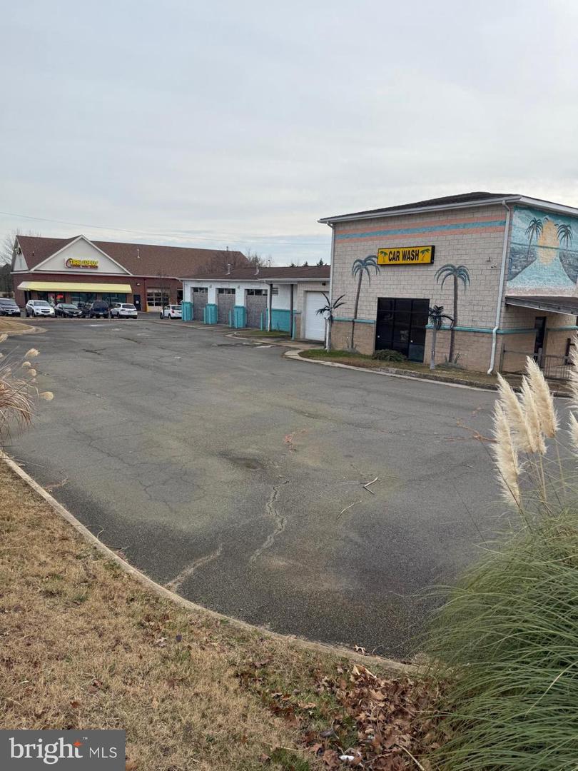 4636 MINE RD, FREDERICKSBURG, Virginia 22408, ,Land,For sale,4636 MINE RD,VASP2038022 MLS # VASP2038022