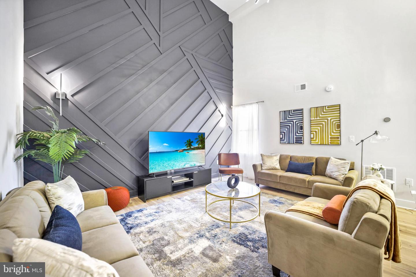 1621 T ST SE #8, WASHINGTON, District Of Columbia 20020, 4 Bedrooms Bedrooms, ,2 BathroomsBathrooms,Residential,For sale,1621 T ST SE #8,DCDC2212900 MLS # DCDC2212900 1621 T ST SE #8, WASHINGTON, District Of Columbia 20020, 4 Bedrooms Bedrooms, ,2 BathroomsBathrooms,Residential,For sale,1621 T ST SE #8,DCDC2212900 MLS # DCDC2212900