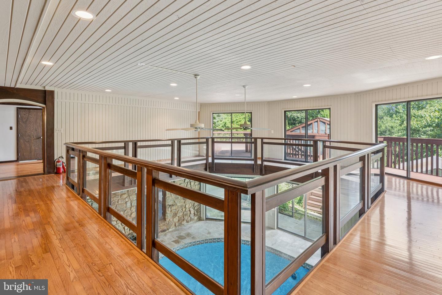 548 RIVER BEND RD, GREAT FALLS, Virginia 22066, 4 Bedrooms Bedrooms, ,5 BathroomsBathrooms,Residential,For sale,548 RIVER BEND RD,VAFX2261286 MLS # VAFX2261286