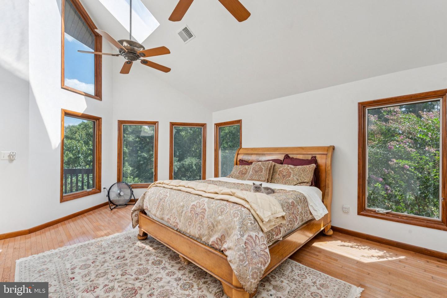 548 RIVER BEND RD, GREAT FALLS, Virginia 22066, 4 Bedrooms Bedrooms, ,5 BathroomsBathrooms,Residential,For sale,548 RIVER BEND RD,VAFX2261286 MLS # VAFX2261286