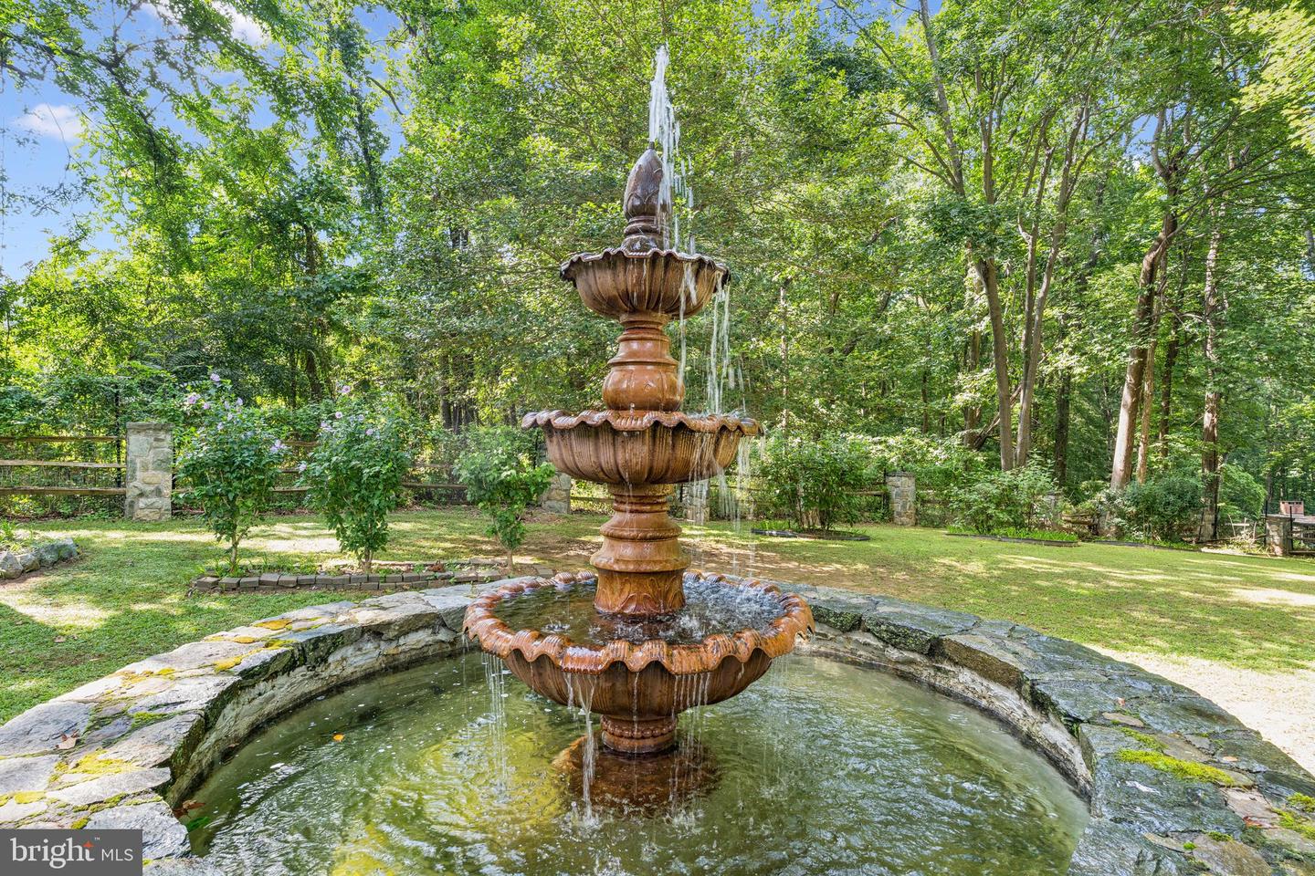 548 RIVER BEND RD, GREAT FALLS, Virginia 22066, 4 Bedrooms Bedrooms, ,5 BathroomsBathrooms,Residential,For sale,548 RIVER BEND RD,VAFX2261286 MLS # VAFX2261286