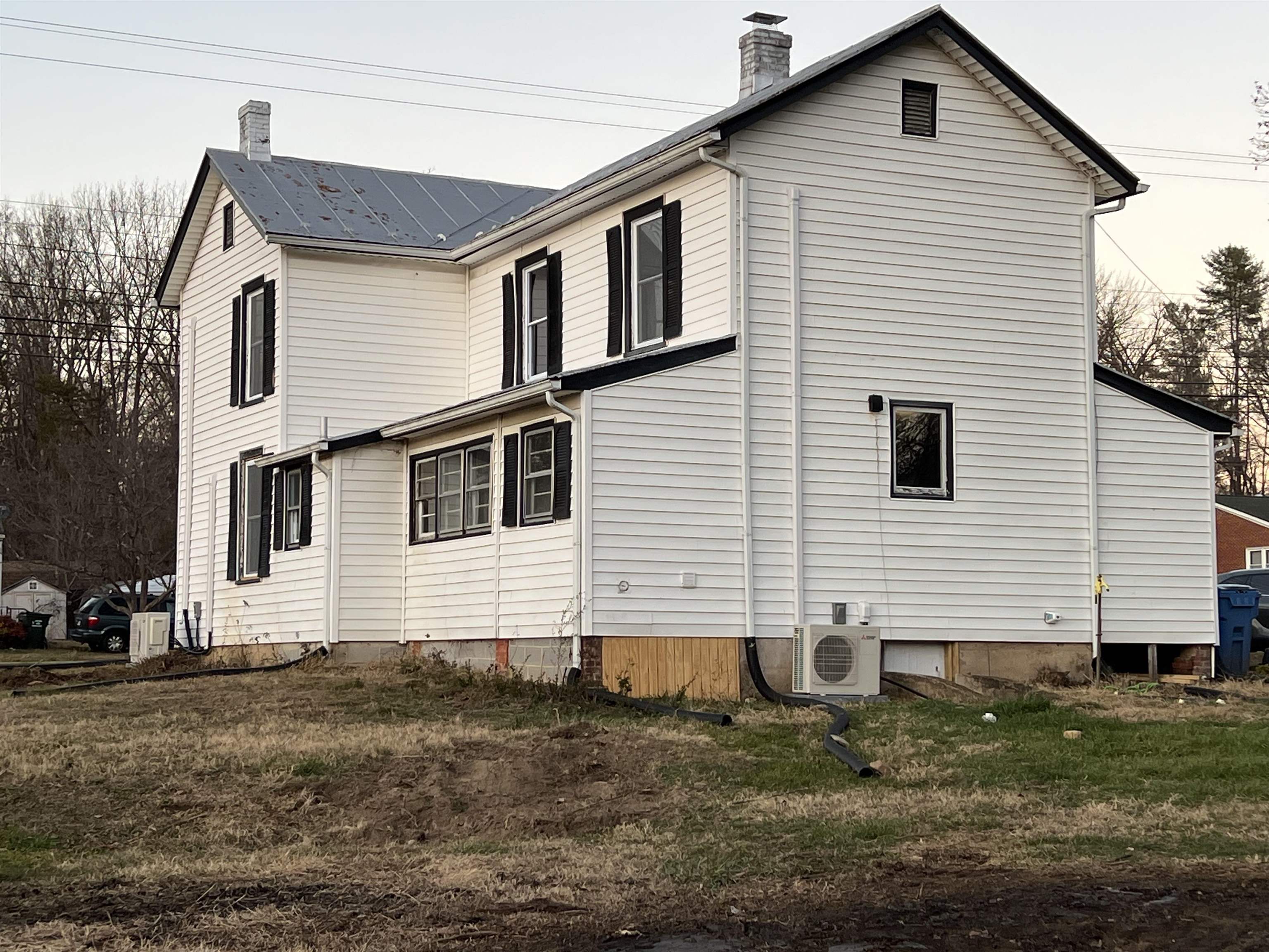 1795 NEW HOPE AND CRIMORA RD, CRIMORA, Virginia 24431, 4 Bedrooms Bedrooms, ,1 BathroomBathrooms,Residential,1795 NEW HOPE AND CRIMORA RD,671683 MLS # 671683 1795 NEW HOPE AND CRIMORA RD, CRIMORA, Virginia 24431, 4 Bedrooms Bedrooms, ,1 BathroomBathrooms,Residential,1795 NEW HOPE AND CRIMORA RD,671683 MLS # 671683