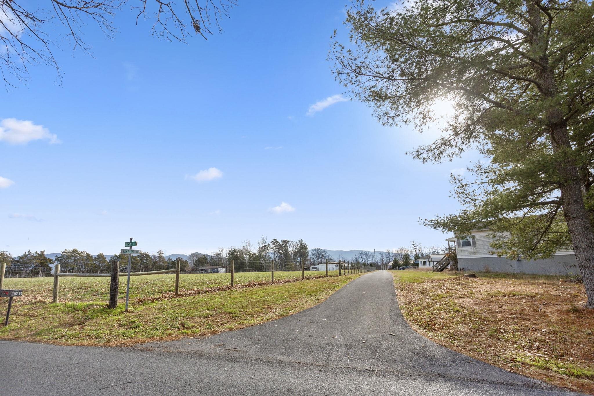 8086 CRAUN DR, GROTTOES, Virginia 24441, 3 Bedrooms Bedrooms, ,1 BathroomBathrooms,Residential,159 - A - 13B,8086 CRAUN DR,671684 MLS # 671684 8086 CRAUN DR, GROTTOES, Virginia 24441, 3 Bedrooms Bedrooms, ,1 BathroomBathrooms,Residential,159 - A - 13B,8086 CRAUN DR,671684 MLS # 671684