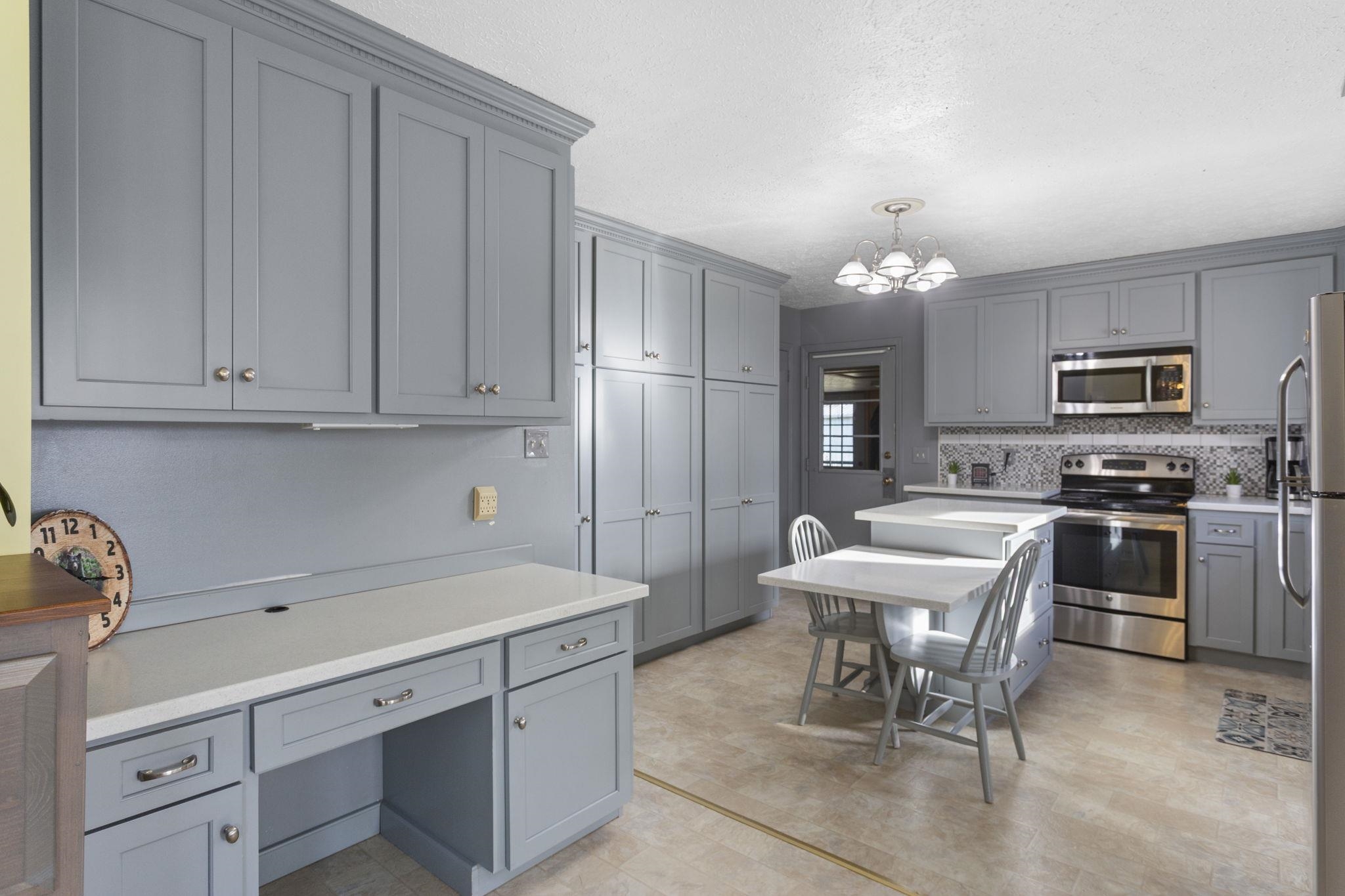 8086 CRAUN DR, GROTTOES, Virginia 24441, 3 Bedrooms Bedrooms, ,1 BathroomBathrooms,Residential,159 - A - 13B,8086 CRAUN DR,671684 MLS # 671684 8086 CRAUN DR, GROTTOES, Virginia 24441, 3 Bedrooms Bedrooms, ,1 BathroomBathrooms,Residential,159 - A - 13B,8086 CRAUN DR,671684 MLS # 671684