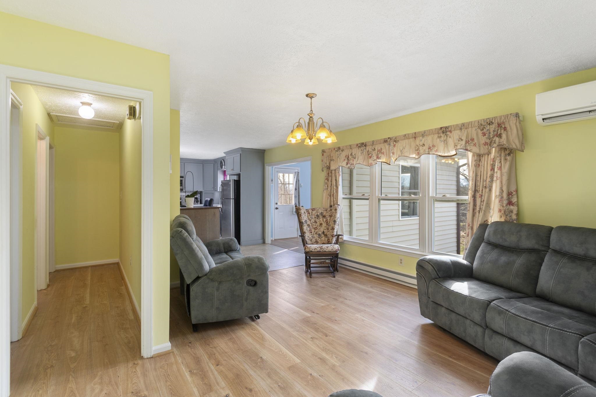 8086 CRAUN DR, GROTTOES, Virginia 24441, 3 Bedrooms Bedrooms, ,1 BathroomBathrooms,Residential,159 - A - 13B,8086 CRAUN DR,671684 MLS # 671684 8086 CRAUN DR, GROTTOES, Virginia 24441, 3 Bedrooms Bedrooms, ,1 BathroomBathrooms,Residential,159 - A - 13B,8086 CRAUN DR,671684 MLS # 671684