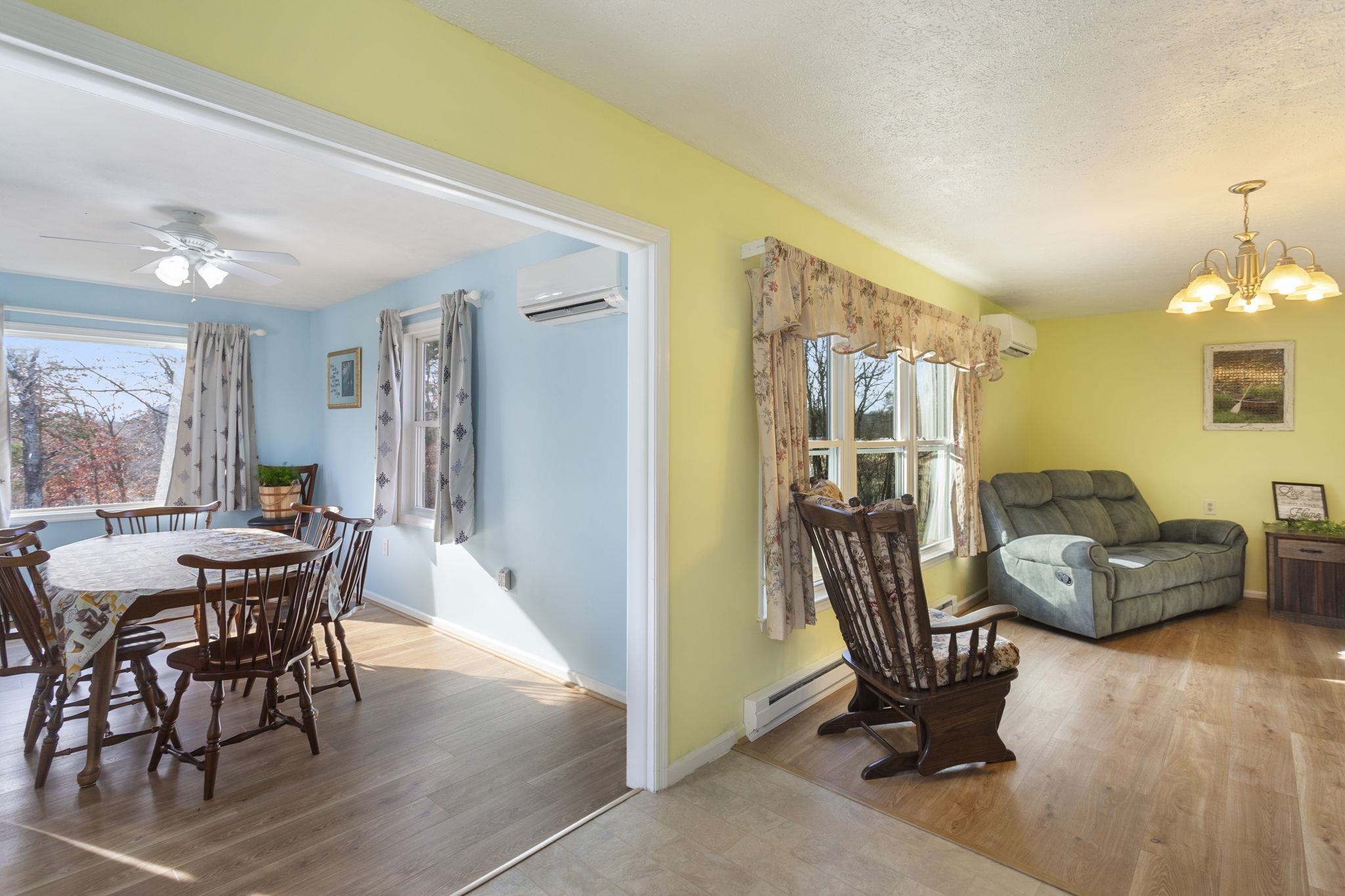 8086 CRAUN DR, GROTTOES, Virginia 24441, 3 Bedrooms Bedrooms, ,1 BathroomBathrooms,Residential,159 - A - 13B,8086 CRAUN DR,671684 MLS # 671684 8086 CRAUN DR, GROTTOES, Virginia 24441, 3 Bedrooms Bedrooms, ,1 BathroomBathrooms,Residential,159 - A - 13B,8086 CRAUN DR,671684 MLS # 671684