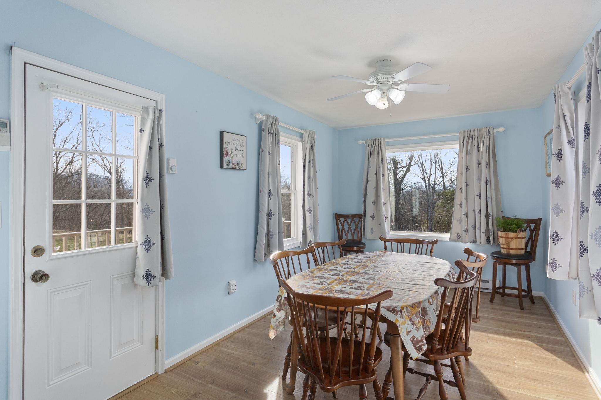 8086 CRAUN DR, GROTTOES, Virginia 24441, 3 Bedrooms Bedrooms, ,1 BathroomBathrooms,Residential,159 - A - 13B,8086 CRAUN DR,671684 MLS # 671684 8086 CRAUN DR, GROTTOES, Virginia 24441, 3 Bedrooms Bedrooms, ,1 BathroomBathrooms,Residential,159 - A - 13B,8086 CRAUN DR,671684 MLS # 671684