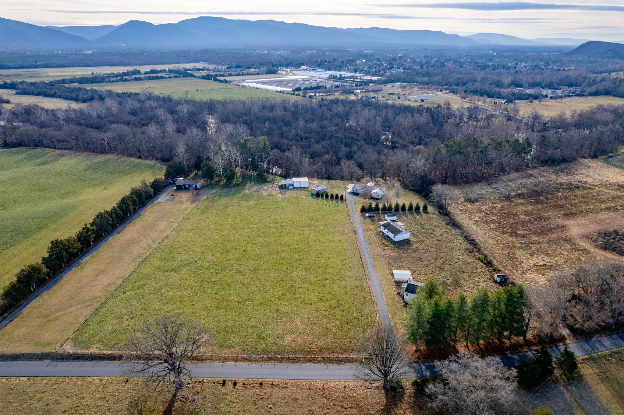 8086 CRAUN DR, GROTTOES, Virginia 24441, 3 Bedrooms Bedrooms, ,1 BathroomBathrooms,Residential,159 - A - 13B,8086 CRAUN DR,671684 MLS # 671684 8086 CRAUN DR, GROTTOES, Virginia 24441, 3 Bedrooms Bedrooms, ,1 BathroomBathrooms,Residential,159 - A - 13B,8086 CRAUN DR,671684 MLS # 671684