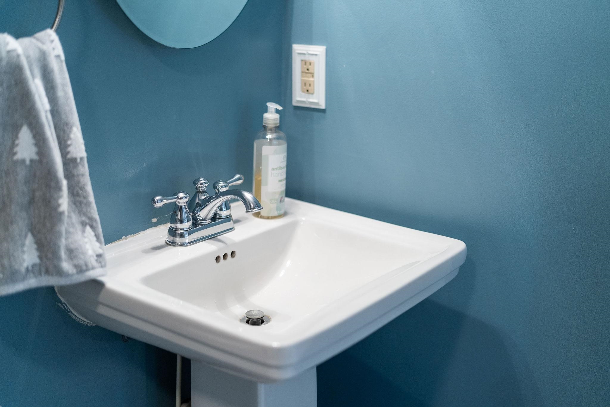 207 RESERVOIR ST, STAUNTON, Virginia 24401, 3 Bedrooms Bedrooms, ,1 BathroomBathrooms,Residential,207 RESERVOIR ST,671688 MLS # 671688 207 RESERVOIR ST, STAUNTON, Virginia 24401, 3 Bedrooms Bedrooms, ,1 BathroomBathrooms,Residential,207 RESERVOIR ST,671688 MLS # 671688