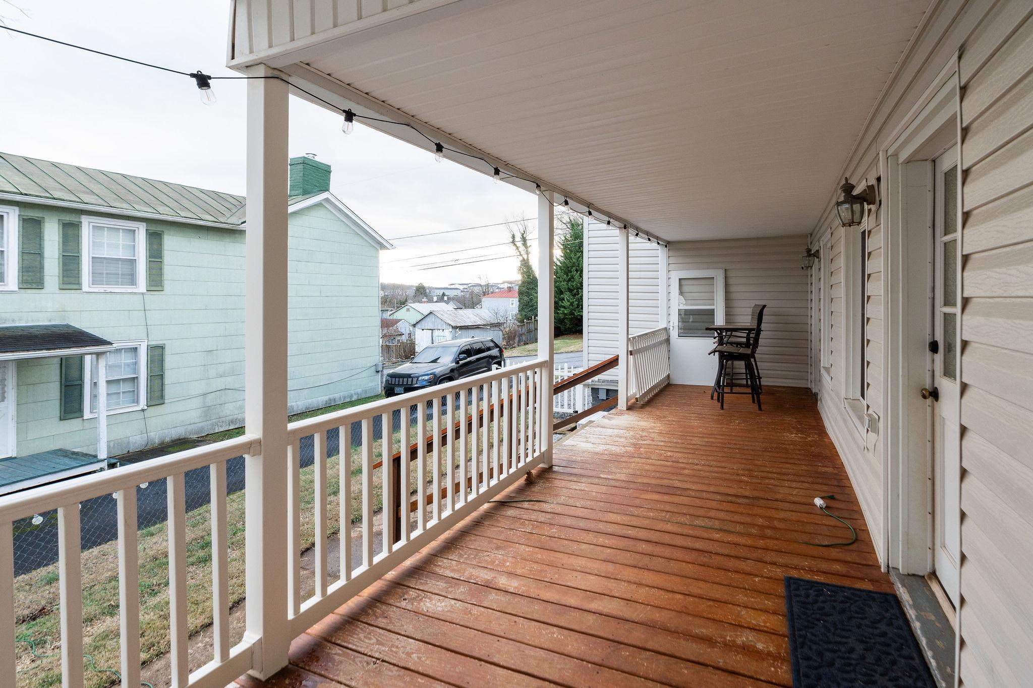 207 RESERVOIR ST, STAUNTON, Virginia 24401, 3 Bedrooms Bedrooms, ,1 BathroomBathrooms,Residential,207 RESERVOIR ST,671688 MLS # 671688 207 RESERVOIR ST, STAUNTON, Virginia 24401, 3 Bedrooms Bedrooms, ,1 BathroomBathrooms,Residential,207 RESERVOIR ST,671688 MLS # 671688