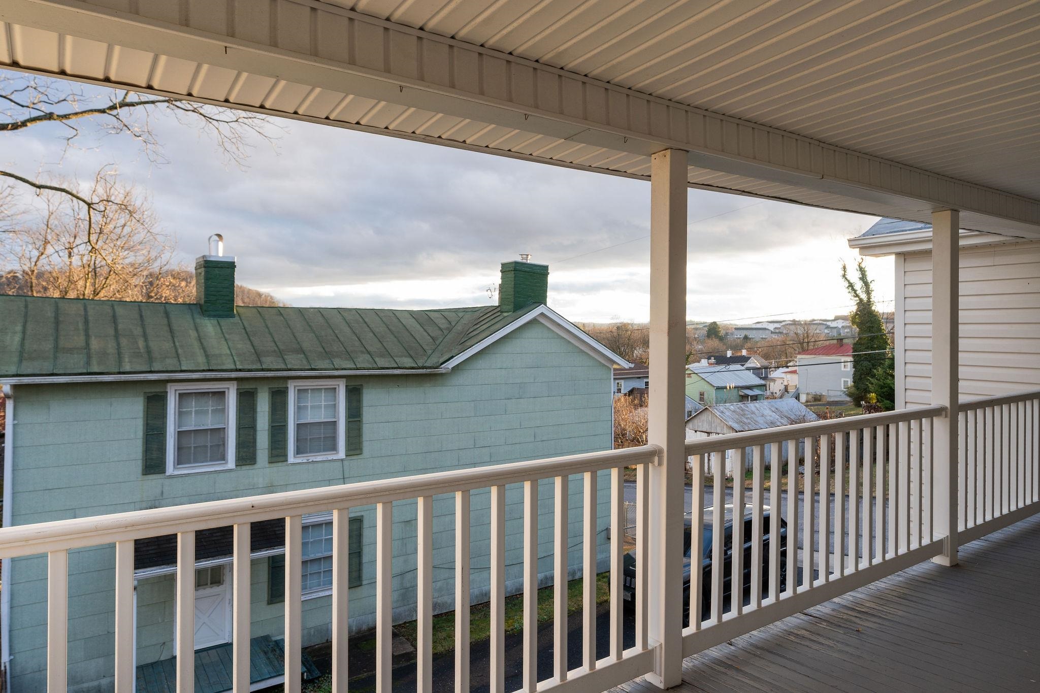 207 RESERVOIR ST, STAUNTON, Virginia 24401, 3 Bedrooms Bedrooms, ,1 BathroomBathrooms,Residential,207 RESERVOIR ST,671688 MLS # 671688 207 RESERVOIR ST, STAUNTON, Virginia 24401, 3 Bedrooms Bedrooms, ,1 BathroomBathrooms,Residential,207 RESERVOIR ST,671688 MLS # 671688