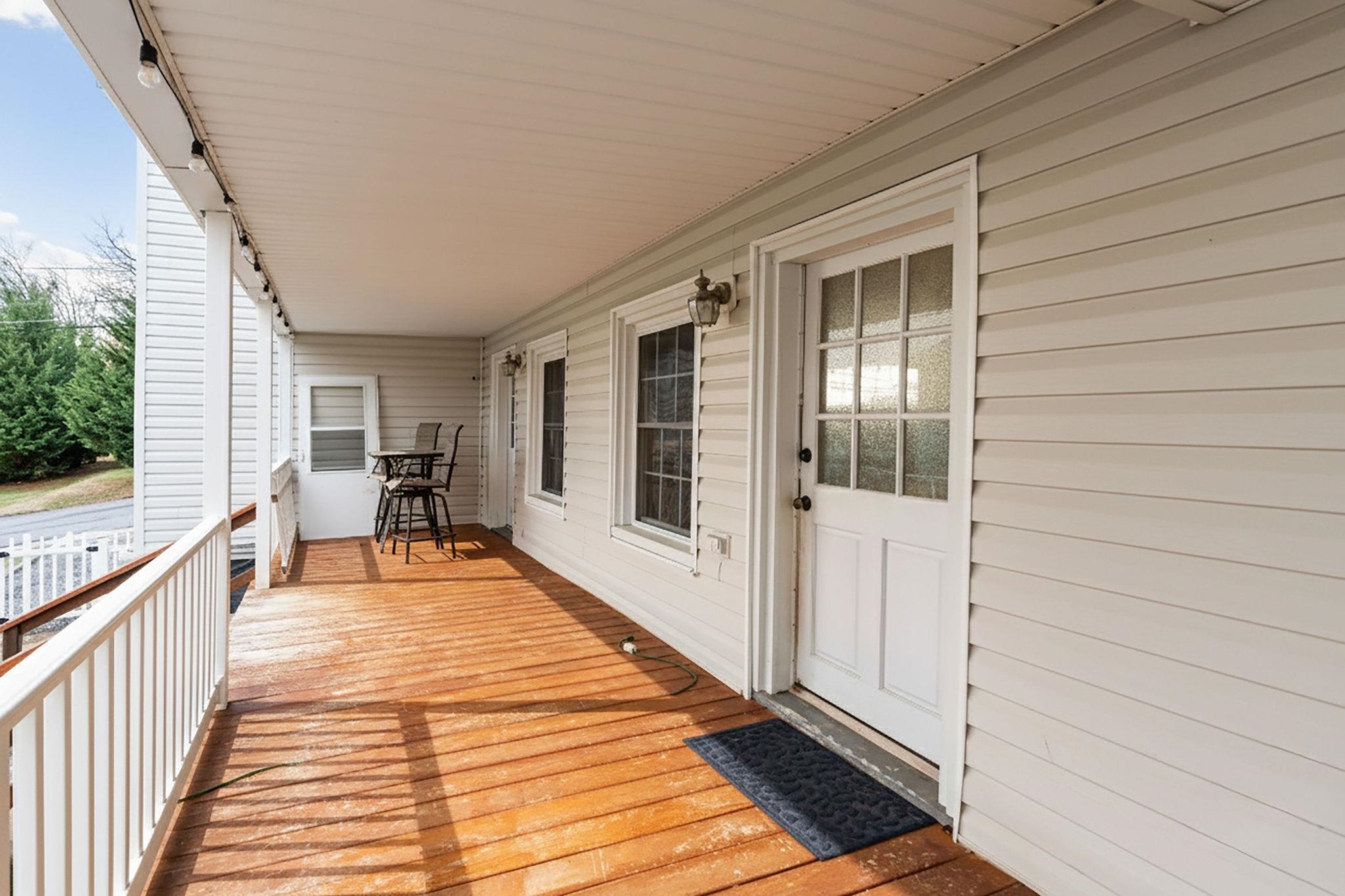 207 RESERVOIR ST, STAUNTON, Virginia 24401, 3 Bedrooms Bedrooms, ,1 BathroomBathrooms,Residential,207 RESERVOIR ST,671688 MLS # 671688 207 RESERVOIR ST, STAUNTON, Virginia 24401, 3 Bedrooms Bedrooms, ,1 BathroomBathrooms,Residential,207 RESERVOIR ST,671688 MLS # 671688