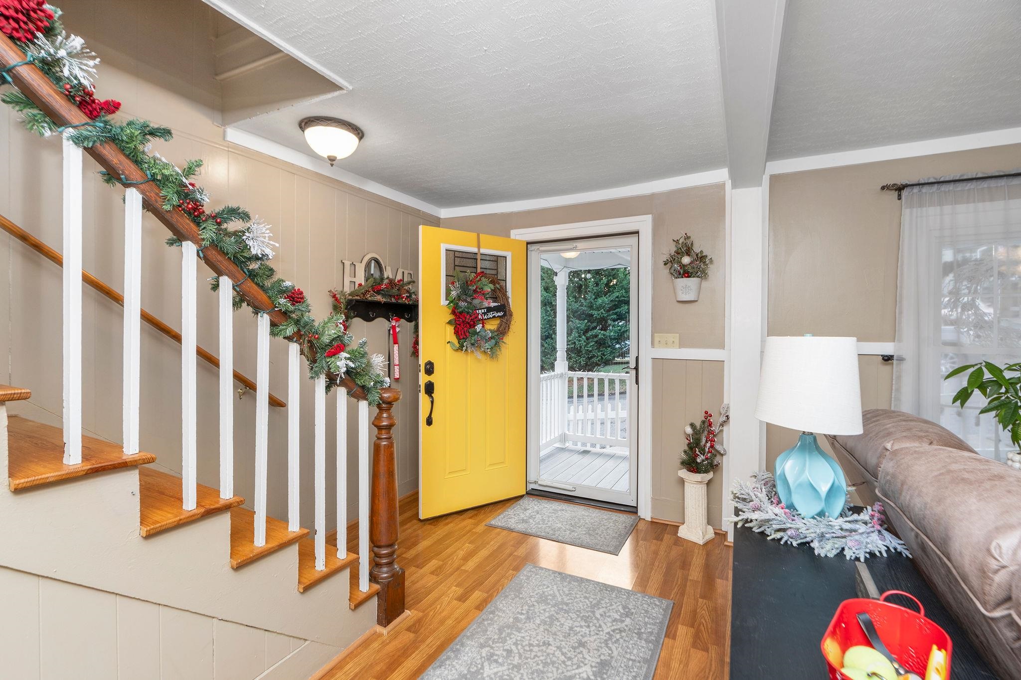 207 RESERVOIR ST, STAUNTON, Virginia 24401, 3 Bedrooms Bedrooms, ,1 BathroomBathrooms,Residential,207 RESERVOIR ST,671688 MLS # 671688 207 RESERVOIR ST, STAUNTON, Virginia 24401, 3 Bedrooms Bedrooms, ,1 BathroomBathrooms,Residential,207 RESERVOIR ST,671688 MLS # 671688