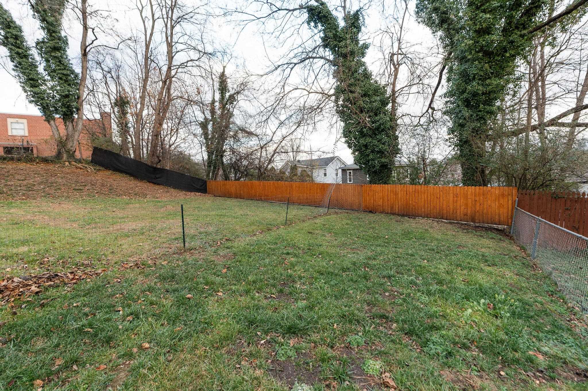 207 RESERVOIR ST, STAUNTON, Virginia 24401, 3 Bedrooms Bedrooms, ,1 BathroomBathrooms,Residential,207 RESERVOIR ST,671688 MLS # 671688 207 RESERVOIR ST, STAUNTON, Virginia 24401, 3 Bedrooms Bedrooms, ,1 BathroomBathrooms,Residential,207 RESERVOIR ST,671688 MLS # 671688