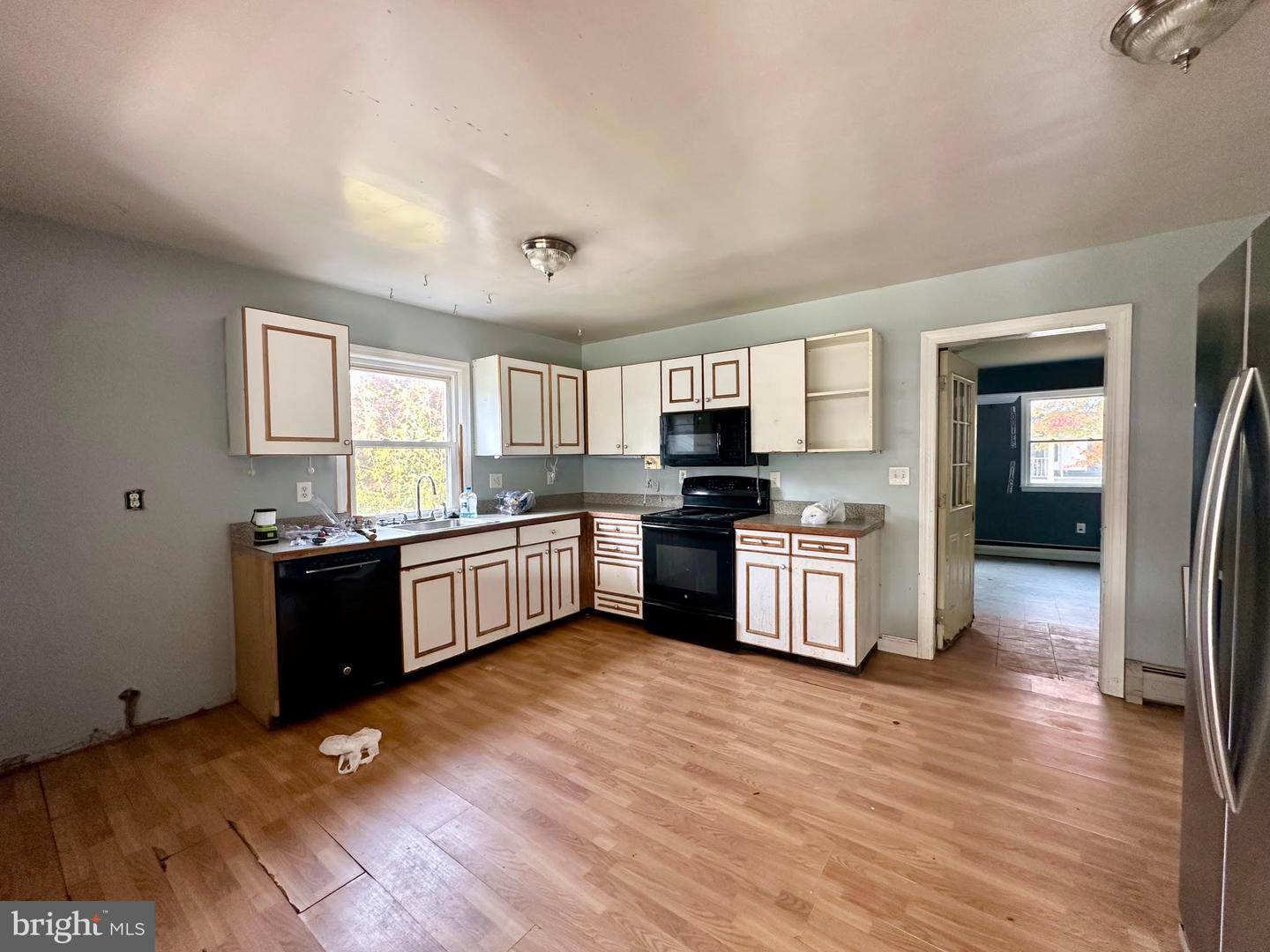 10818 1ST ST, FAIRFAX, Virginia 22030, 3 Bedrooms Bedrooms, ,2 BathroomsBathrooms,Residential,For sale,10818 1ST ST,VAFC2007264 MLS # VAFC2007264 10818 1ST ST, FAIRFAX, Virginia 22030, 3 Bedrooms Bedrooms, ,2 BathroomsBathrooms,Residential,For sale,10818 1ST ST,VAFC2007264 MLS # VAFC2007264