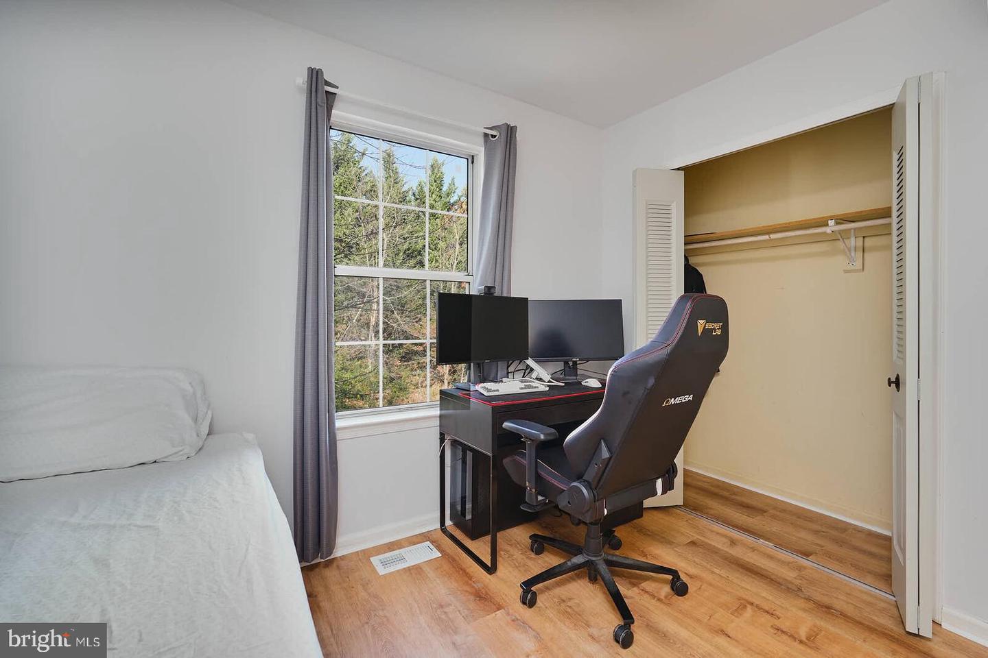 5876 PONTIAC DR, WOODBRIDGE, Virginia 22193, 4 Bedrooms Bedrooms, ,2 BathroomsBathrooms,Residential,For sale,5876 PONTIAC DR,VAPW2106818 MLS # VAPW2106818 5876 PONTIAC DR, WOODBRIDGE, Virginia 22193, 4 Bedrooms Bedrooms, ,2 BathroomsBathrooms,Residential,For sale,5876 PONTIAC DR,VAPW2106818 MLS # VAPW2106818