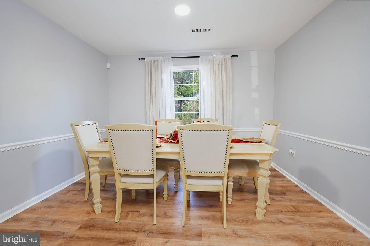 5876 PONTIAC DR, WOODBRIDGE, Virginia 22193, 4 Bedrooms Bedrooms, ,2 BathroomsBathrooms,Residential,For sale,5876 PONTIAC DR,VAPW2106818 MLS # VAPW2106818 5876 PONTIAC DR, WOODBRIDGE, Virginia 22193, 4 Bedrooms Bedrooms, ,2 BathroomsBathrooms,Residential,For sale,5876 PONTIAC DR,VAPW2106818 MLS # VAPW2106818