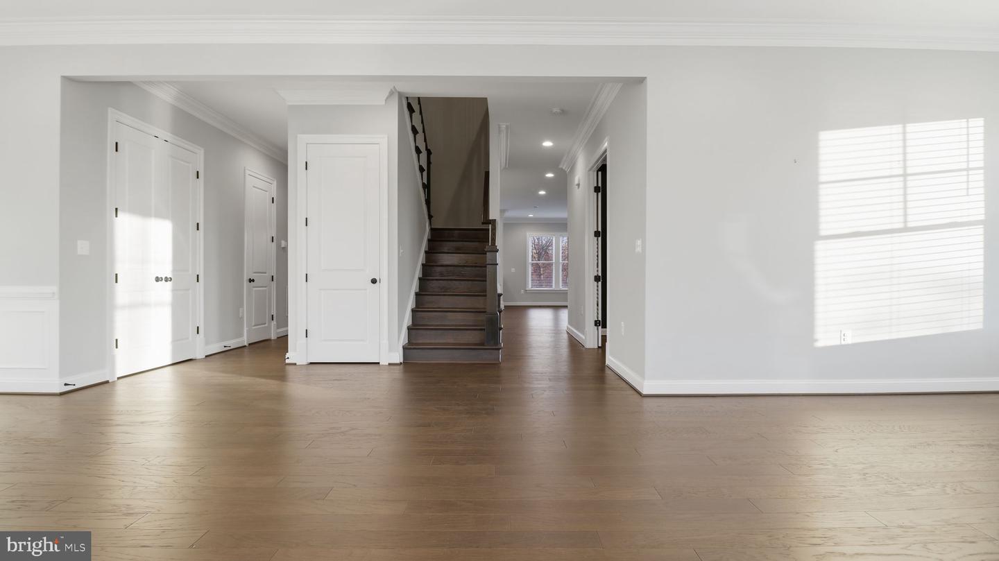 25956 CULLEN RUN PL, ALDIE, Virginia 20105, 5 Bedrooms Bedrooms, ,4 BathroomsBathrooms,Residential,For sale,25956 CULLEN RUN PL,VALO2111448 MLS # VALO2111448