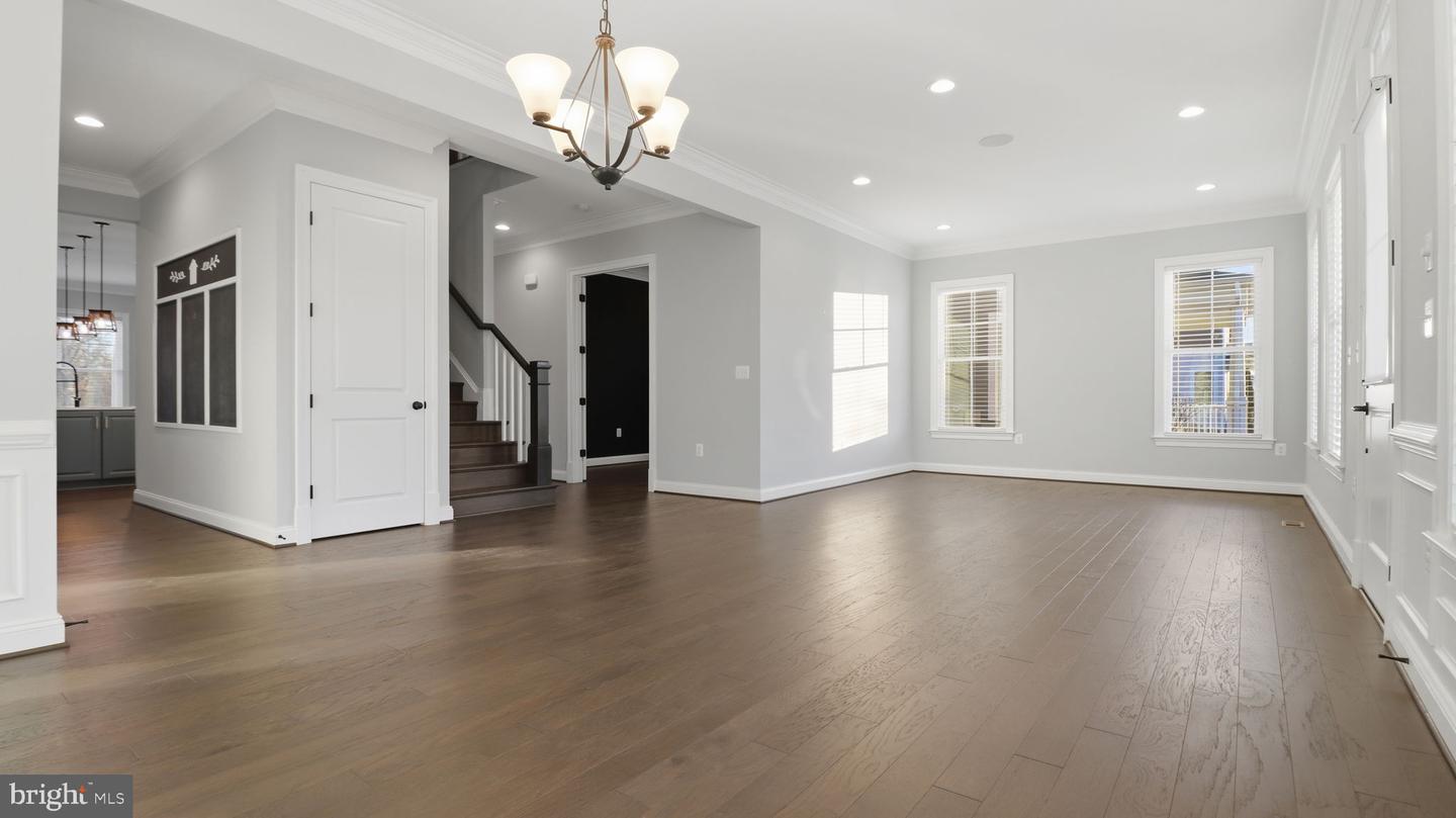 25956 CULLEN RUN PL, ALDIE, Virginia 20105, 5 Bedrooms Bedrooms, ,4 BathroomsBathrooms,Residential,For sale,25956 CULLEN RUN PL,VALO2111448 MLS # VALO2111448