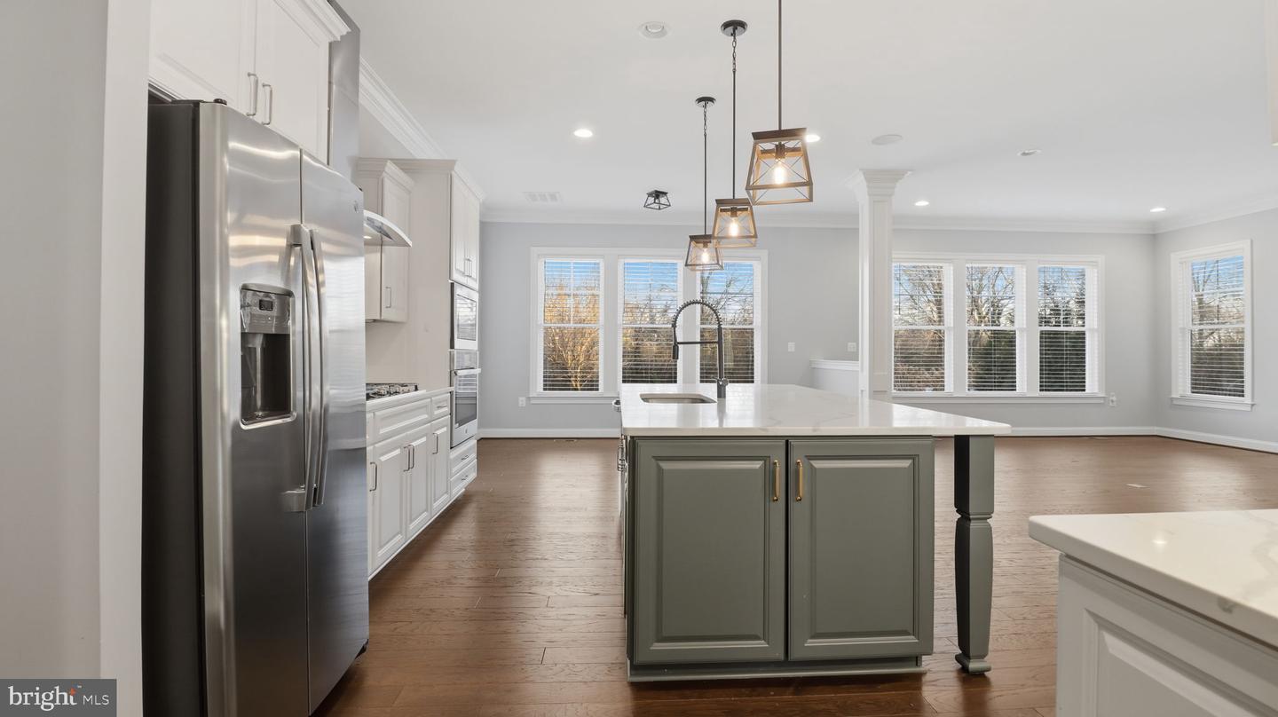 25956 CULLEN RUN PL, ALDIE, Virginia 20105, 5 Bedrooms Bedrooms, ,4 BathroomsBathrooms,Residential,For sale,25956 CULLEN RUN PL,VALO2111448 MLS # VALO2111448