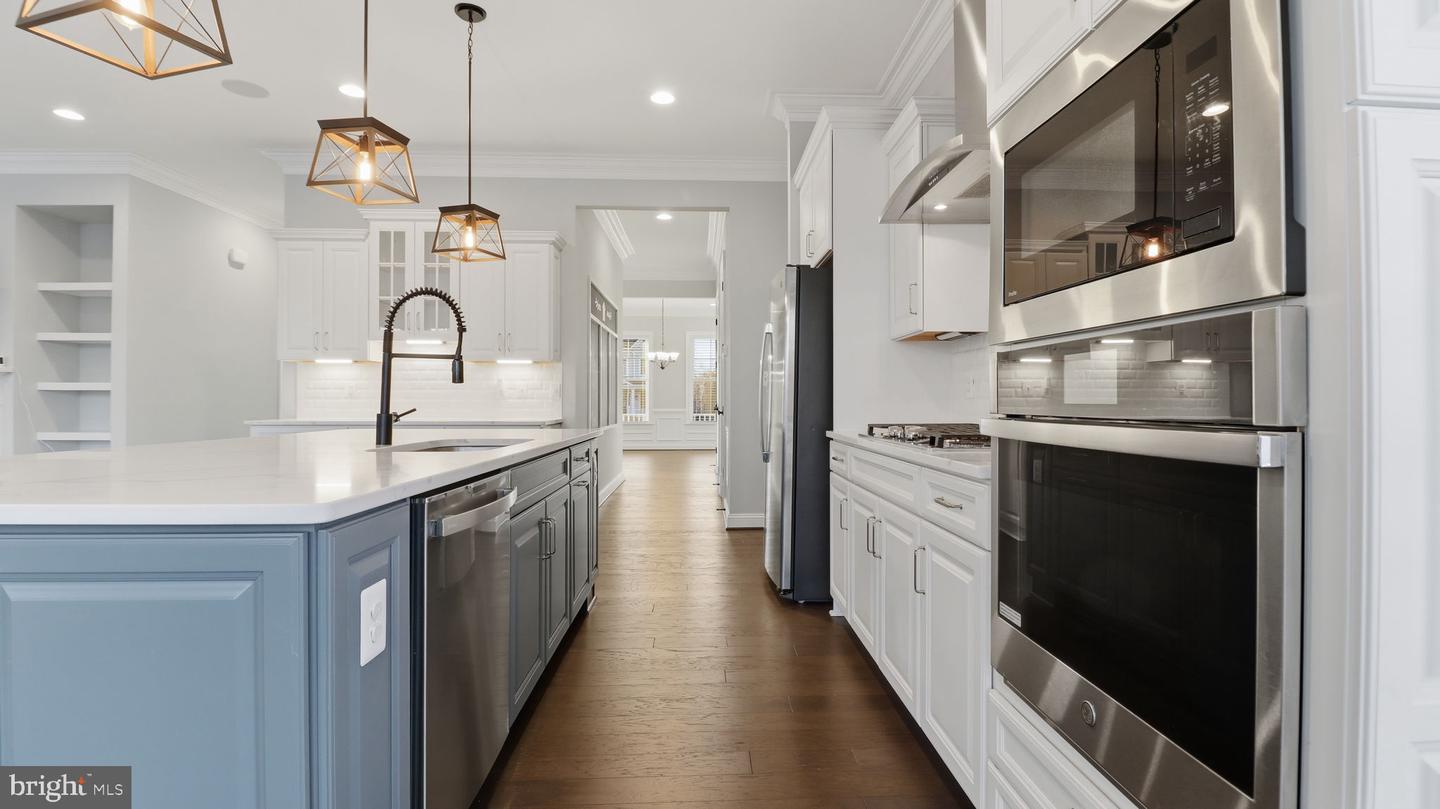 25956 CULLEN RUN PL, ALDIE, Virginia 20105, 5 Bedrooms Bedrooms, ,4 BathroomsBathrooms,Residential,For sale,25956 CULLEN RUN PL,VALO2111448 MLS # VALO2111448