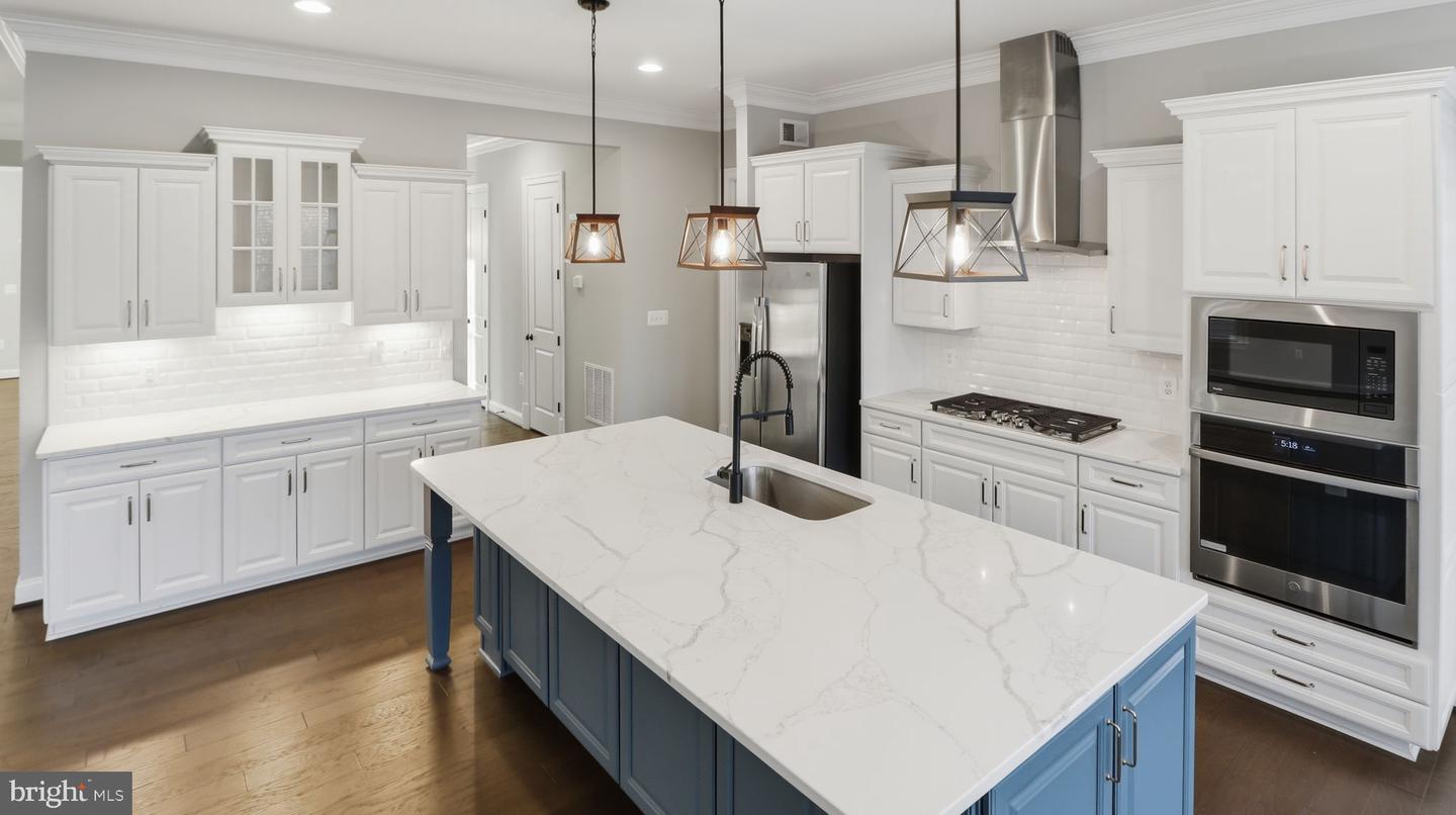 25956 CULLEN RUN PL, ALDIE, Virginia 20105, 5 Bedrooms Bedrooms, ,4 BathroomsBathrooms,Residential,For sale,25956 CULLEN RUN PL,VALO2111448 MLS # VALO2111448