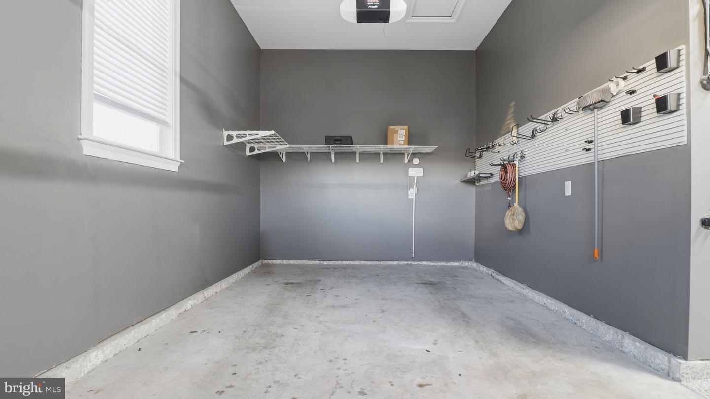 25956 CULLEN RUN PL, ALDIE, Virginia 20105, 5 Bedrooms Bedrooms, ,4 BathroomsBathrooms,Residential,For sale,25956 CULLEN RUN PL,VALO2111448 MLS # VALO2111448