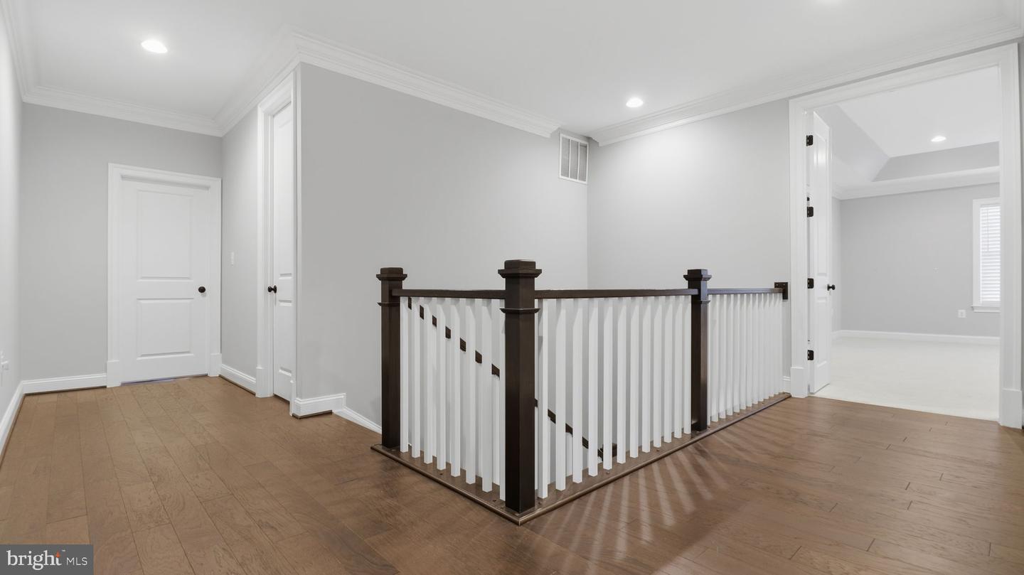 25956 CULLEN RUN PL, ALDIE, Virginia 20105, 5 Bedrooms Bedrooms, ,4 BathroomsBathrooms,Residential,For sale,25956 CULLEN RUN PL,VALO2111448 MLS # VALO2111448