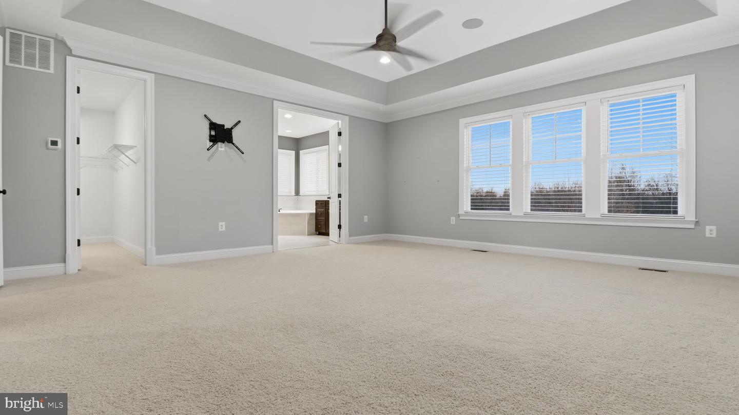 25956 CULLEN RUN PL, ALDIE, Virginia 20105, 5 Bedrooms Bedrooms, ,4 BathroomsBathrooms,Residential,For sale,25956 CULLEN RUN PL,VALO2111448 MLS # VALO2111448