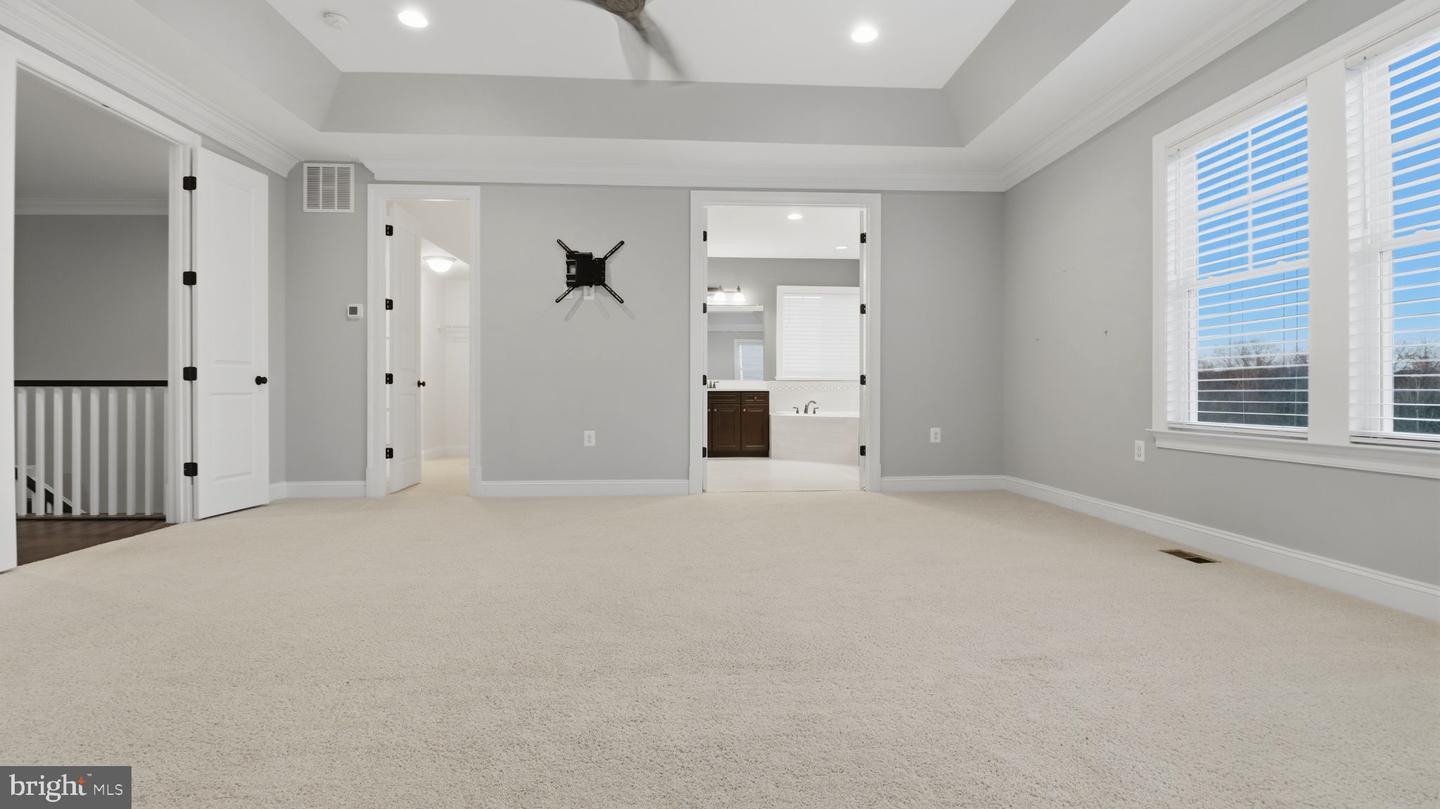 25956 CULLEN RUN PL, ALDIE, Virginia 20105, 5 Bedrooms Bedrooms, ,4 BathroomsBathrooms,Residential,For sale,25956 CULLEN RUN PL,VALO2111448 MLS # VALO2111448