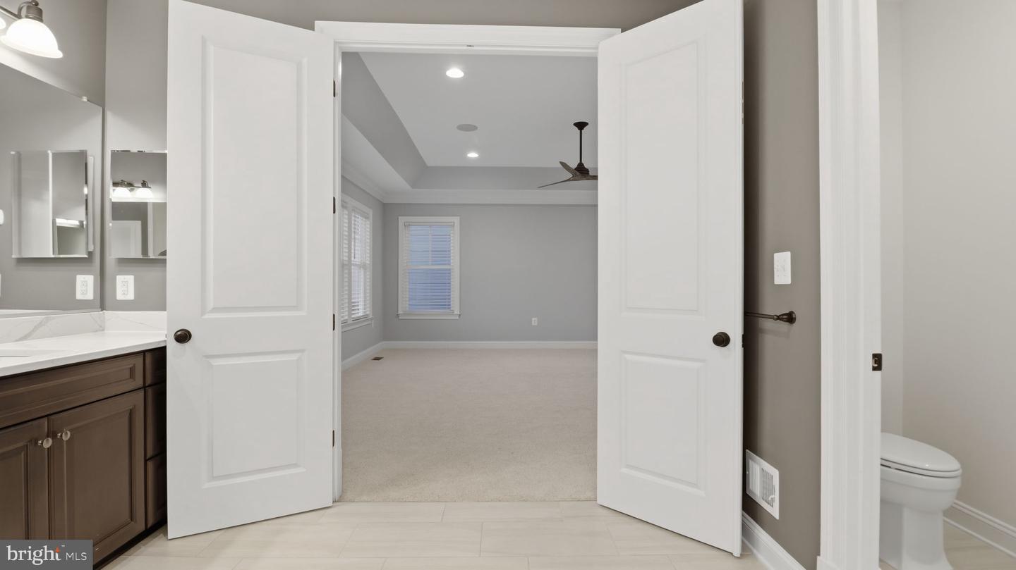 25956 CULLEN RUN PL, ALDIE, Virginia 20105, 5 Bedrooms Bedrooms, ,4 BathroomsBathrooms,Residential,For sale,25956 CULLEN RUN PL,VALO2111448 MLS # VALO2111448