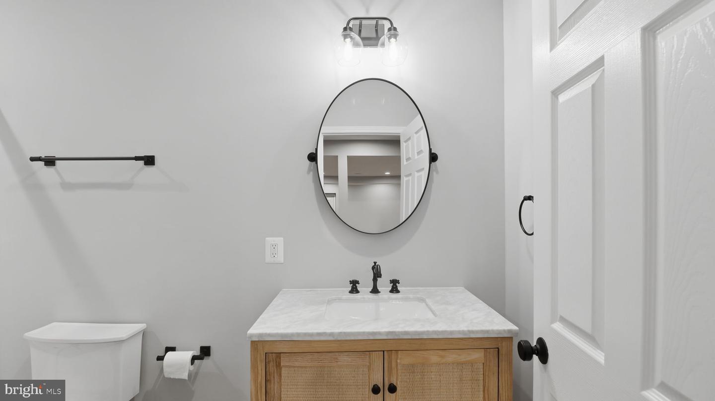 25956 CULLEN RUN PL, ALDIE, Virginia 20105, 5 Bedrooms Bedrooms, ,4 BathroomsBathrooms,Residential,For sale,25956 CULLEN RUN PL,VALO2111448 MLS # VALO2111448