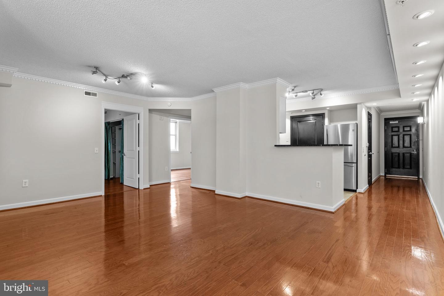 880 N POLLARD ST N #224, ARLINGTON, Virginia 22203, 2 Bedrooms Bedrooms, ,2 BathroomsBathrooms,Residential,For sale,880 N POLLARD ST N #224,VAAR2066450 MLS # VAAR2066450 880 N POLLARD ST N #224, ARLINGTON, Virginia 22203, 2 Bedrooms Bedrooms, ,2 BathroomsBathrooms,Residential,For sale,880 N POLLARD ST N #224,VAAR2066450 MLS # VAAR2066450