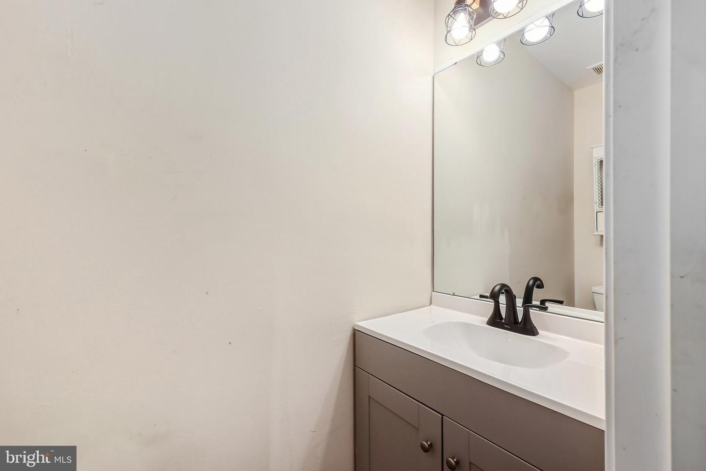 10305 TRACY LN, SPOTSYLVANIA, Virginia 22553, 4 Bedrooms Bedrooms, 11 Rooms Rooms,2 BathroomsBathrooms,Residential,For sale,10305 TRACY LN,VASP2037998 MLS # VASP2037998