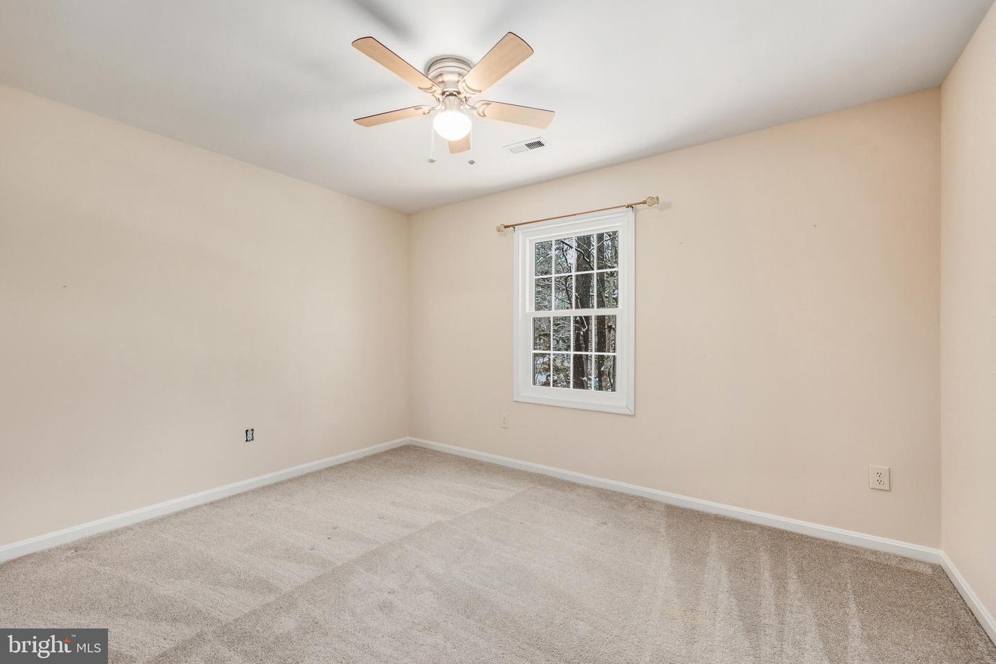 10305 TRACY LN, SPOTSYLVANIA, Virginia 22553, 4 Bedrooms Bedrooms, 11 Rooms Rooms,2 BathroomsBathrooms,Residential,For sale,10305 TRACY LN,VASP2037998 MLS # VASP2037998