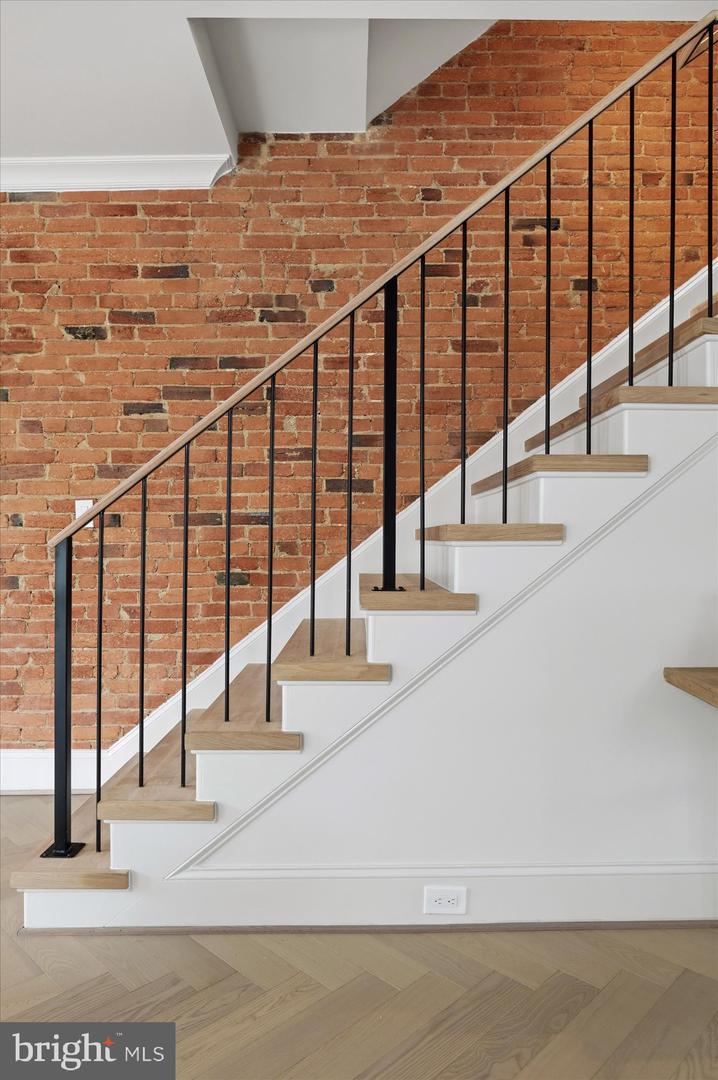 1509 CAROLINE ST NW, WASHINGTON, District Of Columbia 20009, 4 Bedrooms Bedrooms, ,3 BathroomsBathrooms,Residential,For sale,1509 CAROLINE ST NW,DCDC2234014 MLS # DCDC2234014