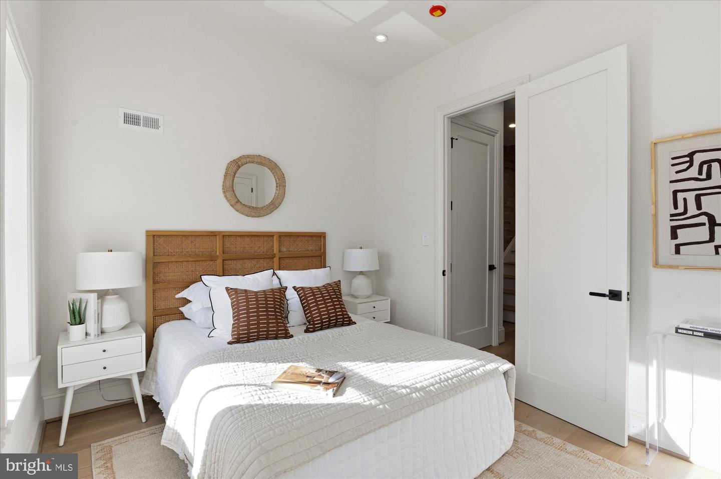 1509 CAROLINE ST NW, WASHINGTON, District Of Columbia 20009, 4 Bedrooms Bedrooms, ,3 BathroomsBathrooms,Residential,For sale,1509 CAROLINE ST NW,DCDC2234014 MLS # DCDC2234014